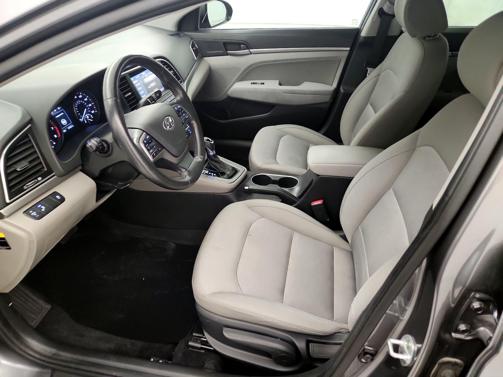 2017 Hyundai Elantra SE - Photo 12