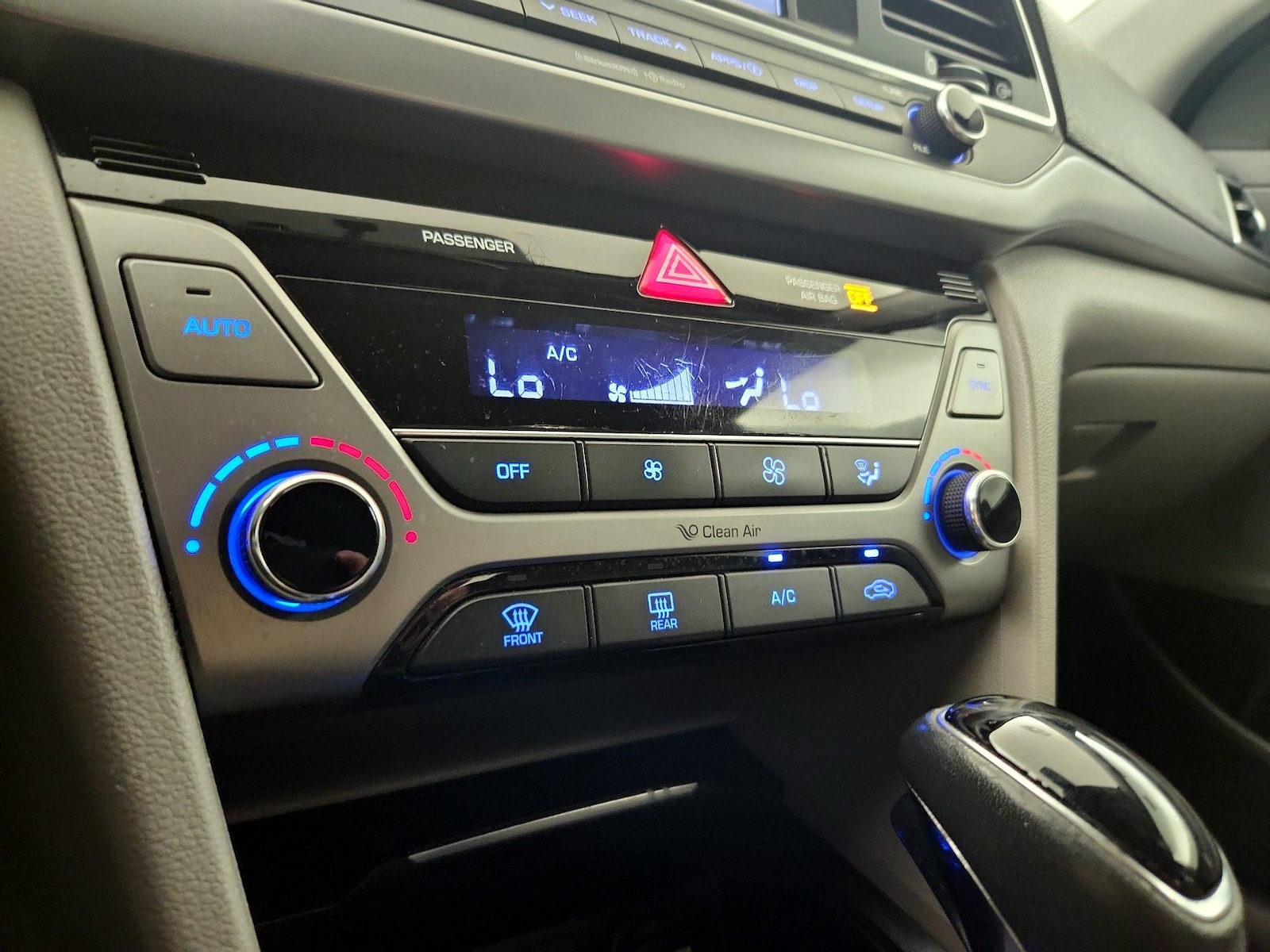 2017 Hyundai Elantra SE - Photo 17