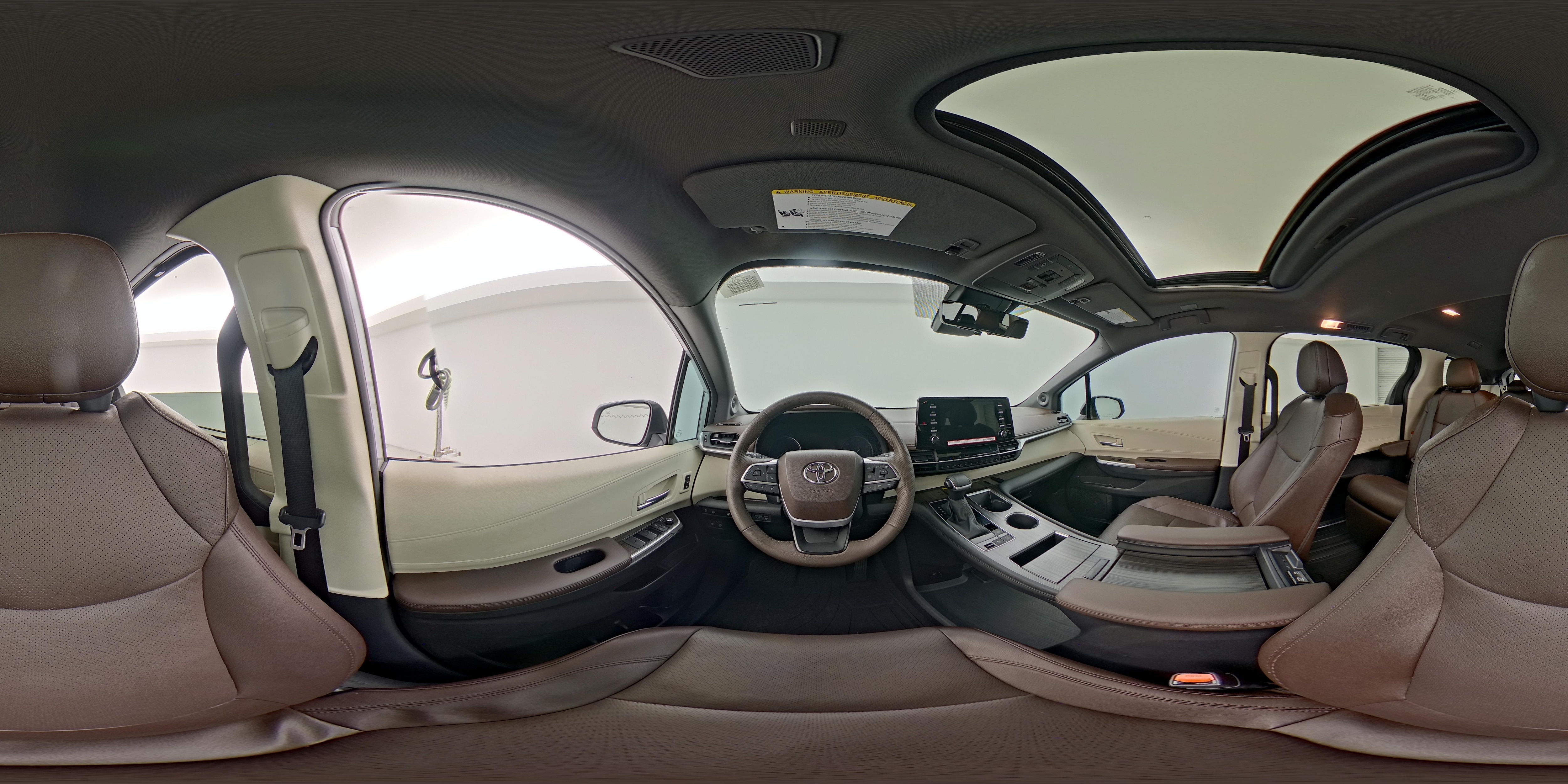 2024 Toyota Sienna Platinum - Photo 30