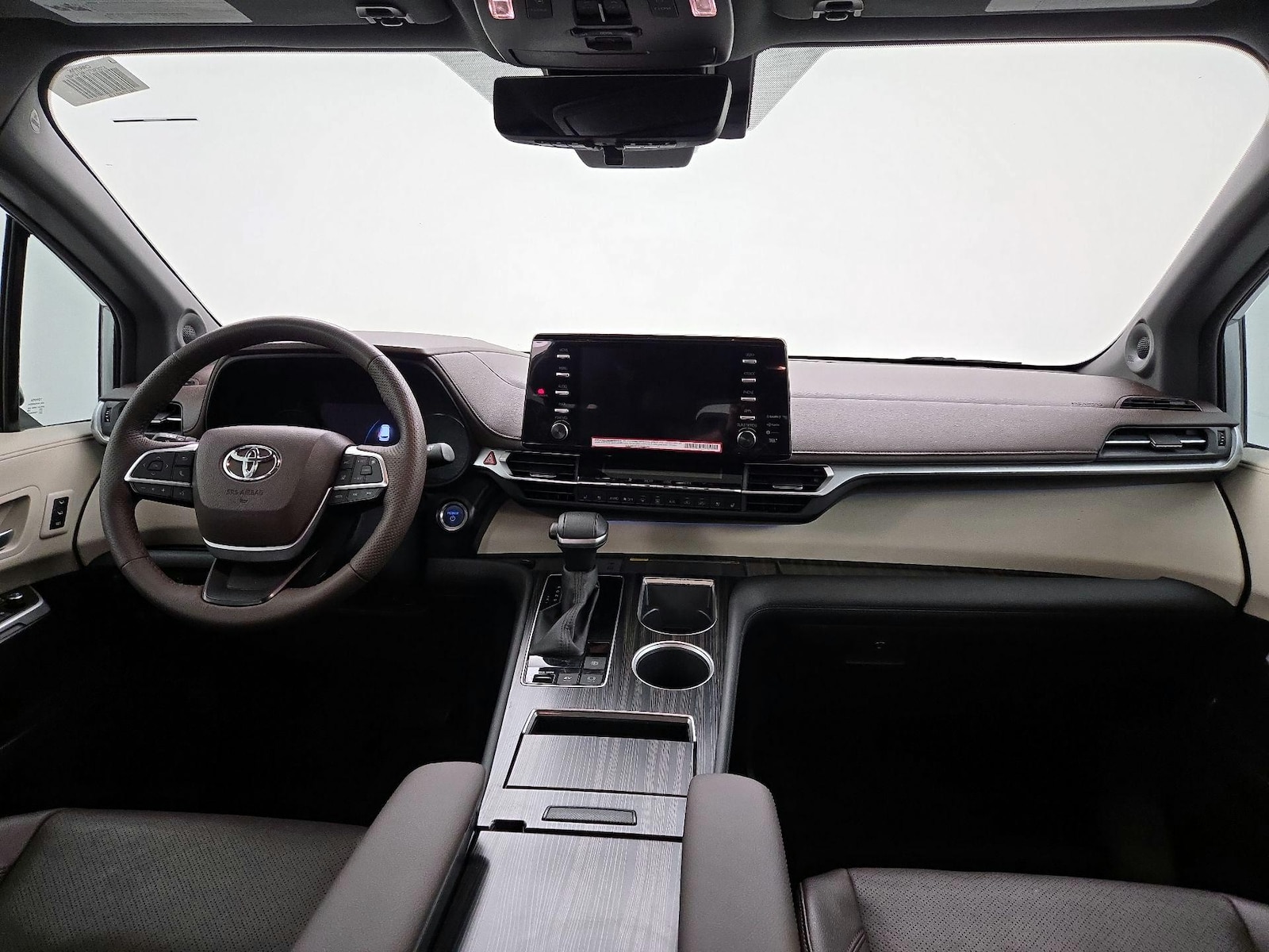 2024 Toyota Sienna Platinum - Photo 10