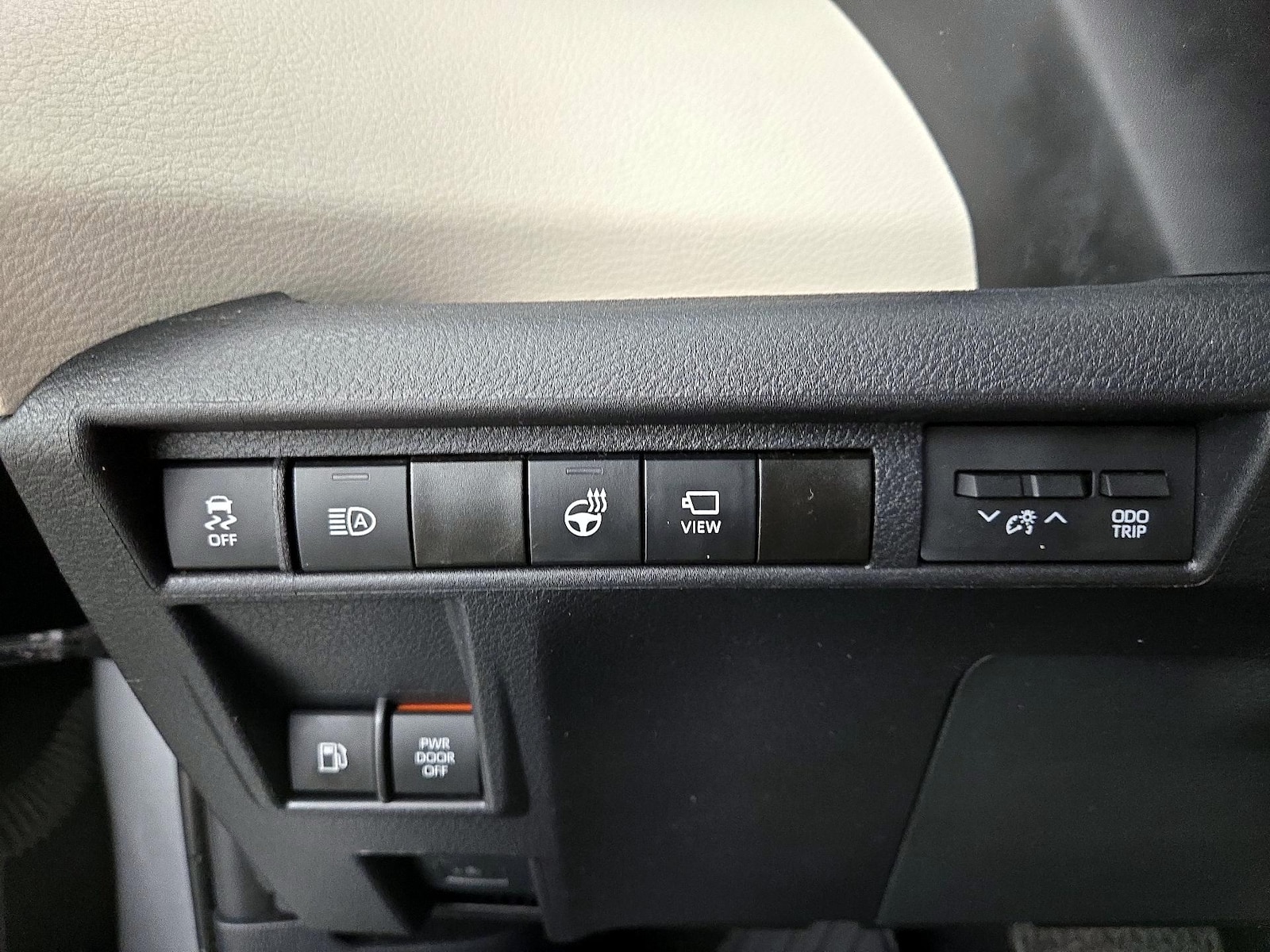2024 Toyota Sienna Platinum - Photo 14