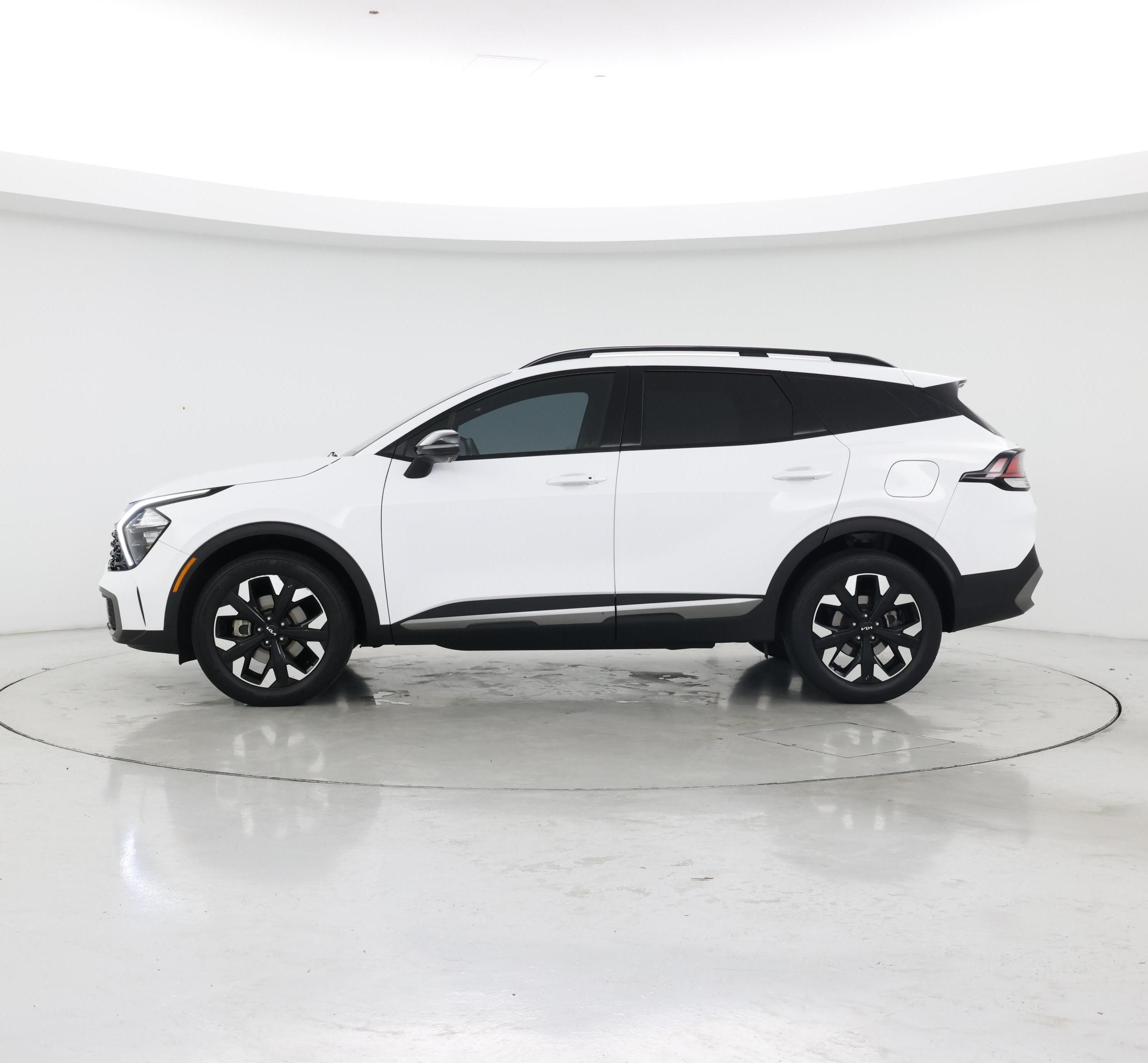 Thumbnail: 2023 Kia Sportage - 3