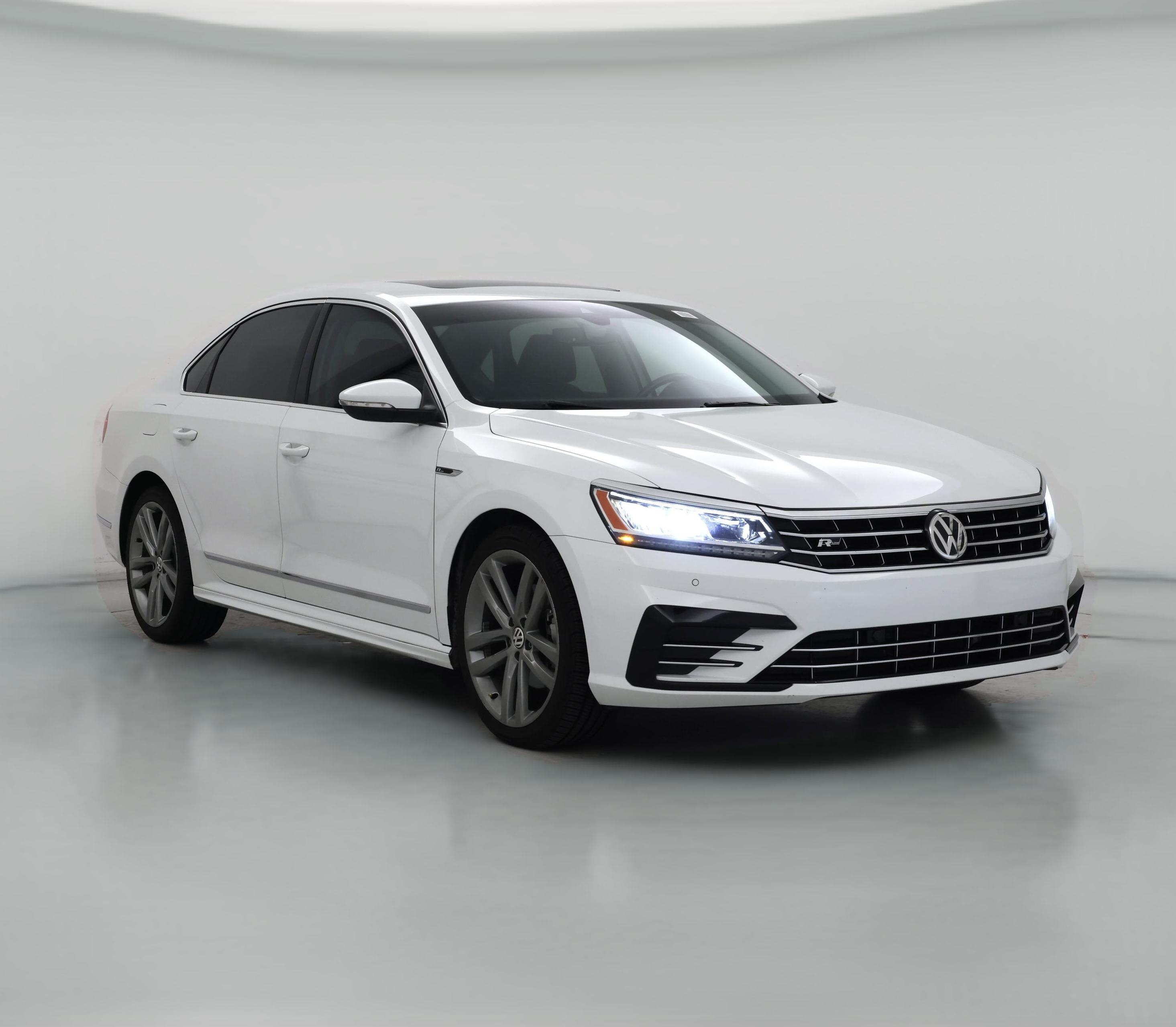 Thumbnail: 2019 Volkswagen Passat - 1