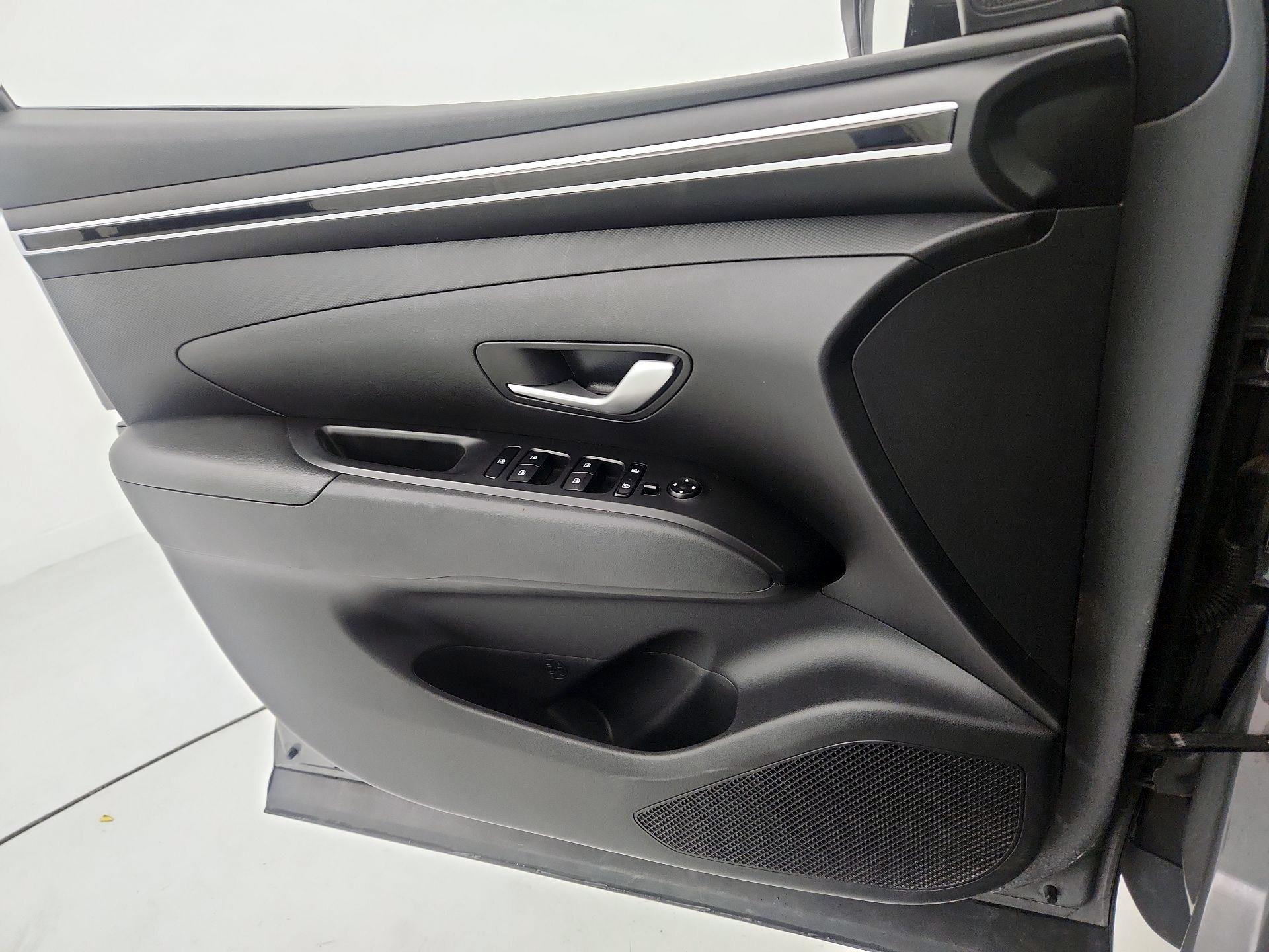 Thumbnail: 2023 Hyundai Santa Cruz - 12