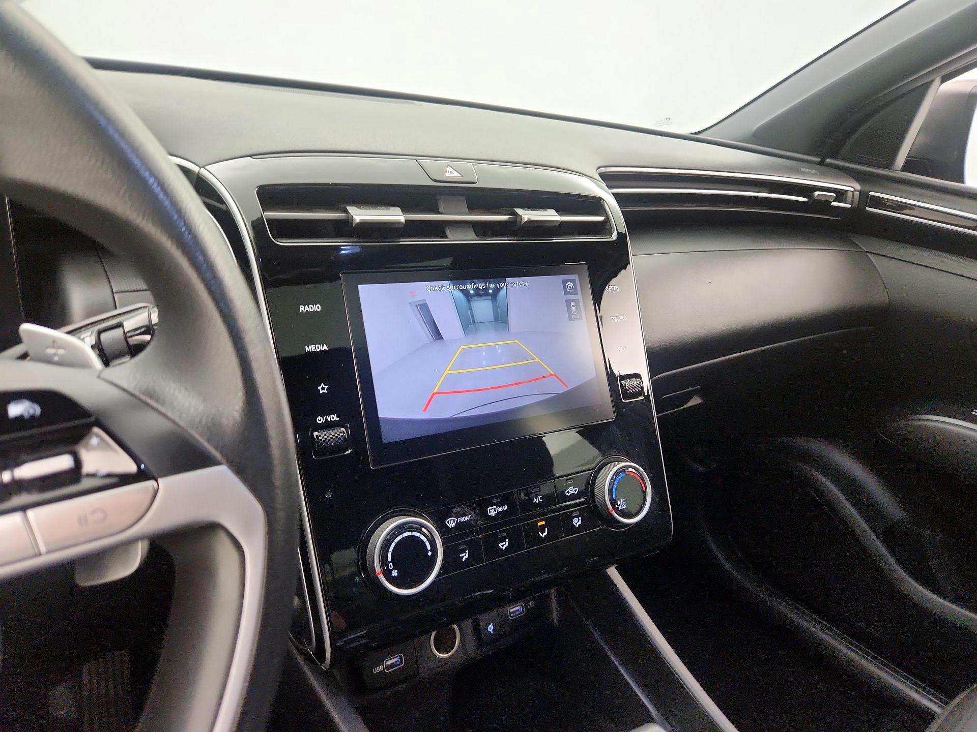 Thumbnail: 2023 Hyundai Santa Cruz - 14