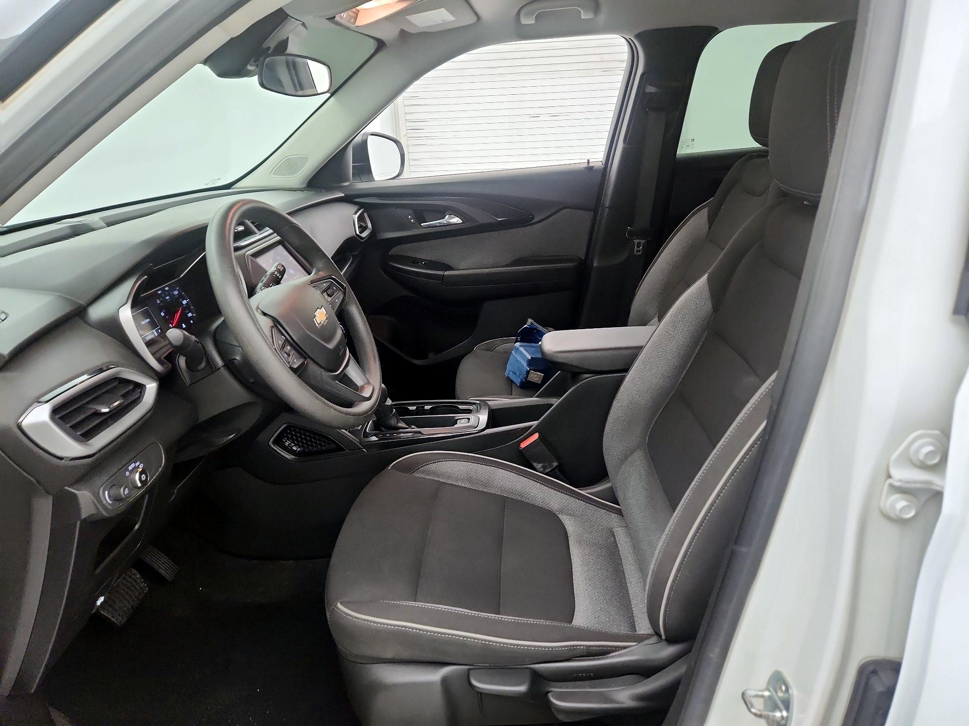 Thumbnail: 2023 Chevrolet TrailBlazer - 11