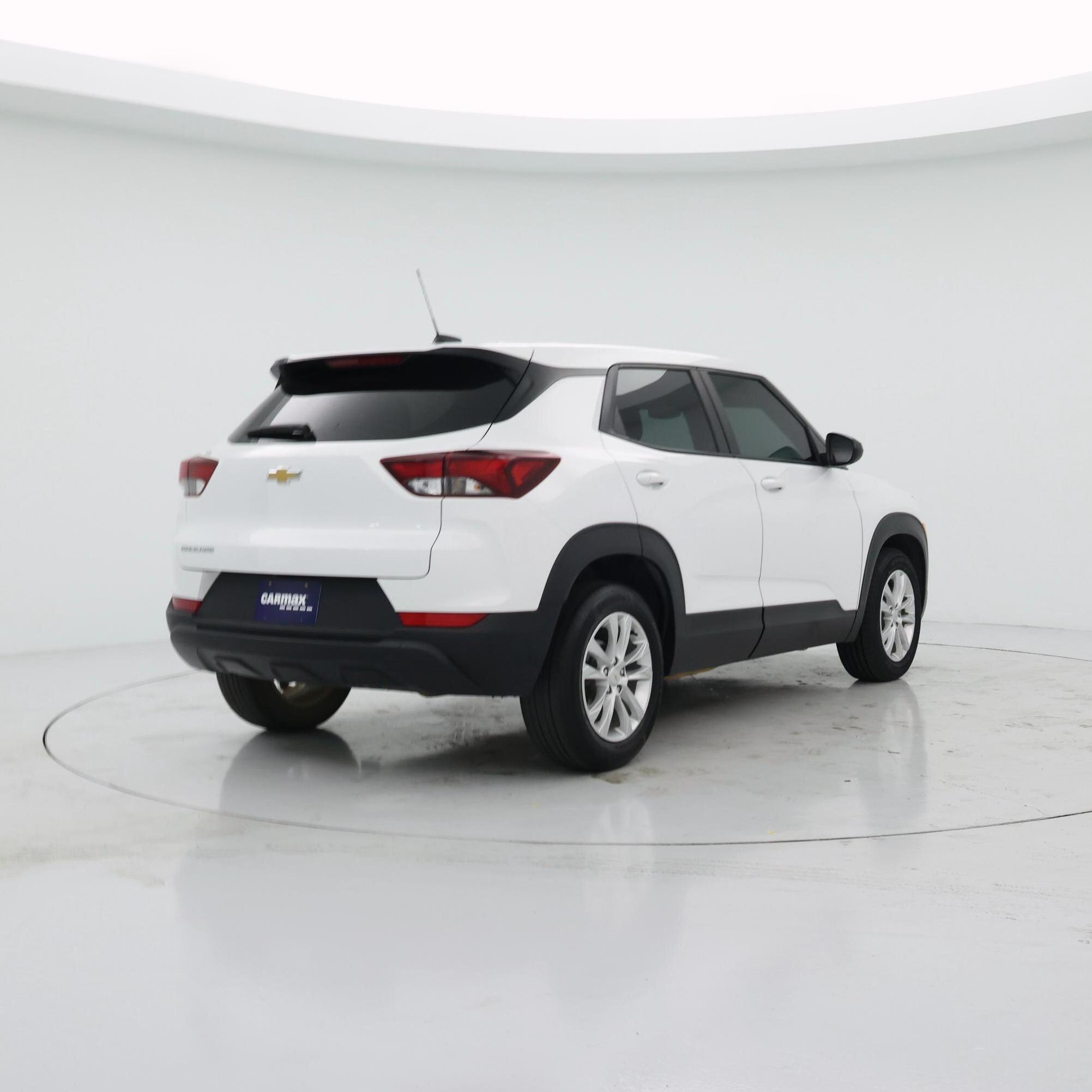 Thumbnail: 2023 Chevrolet TrailBlazer - 8