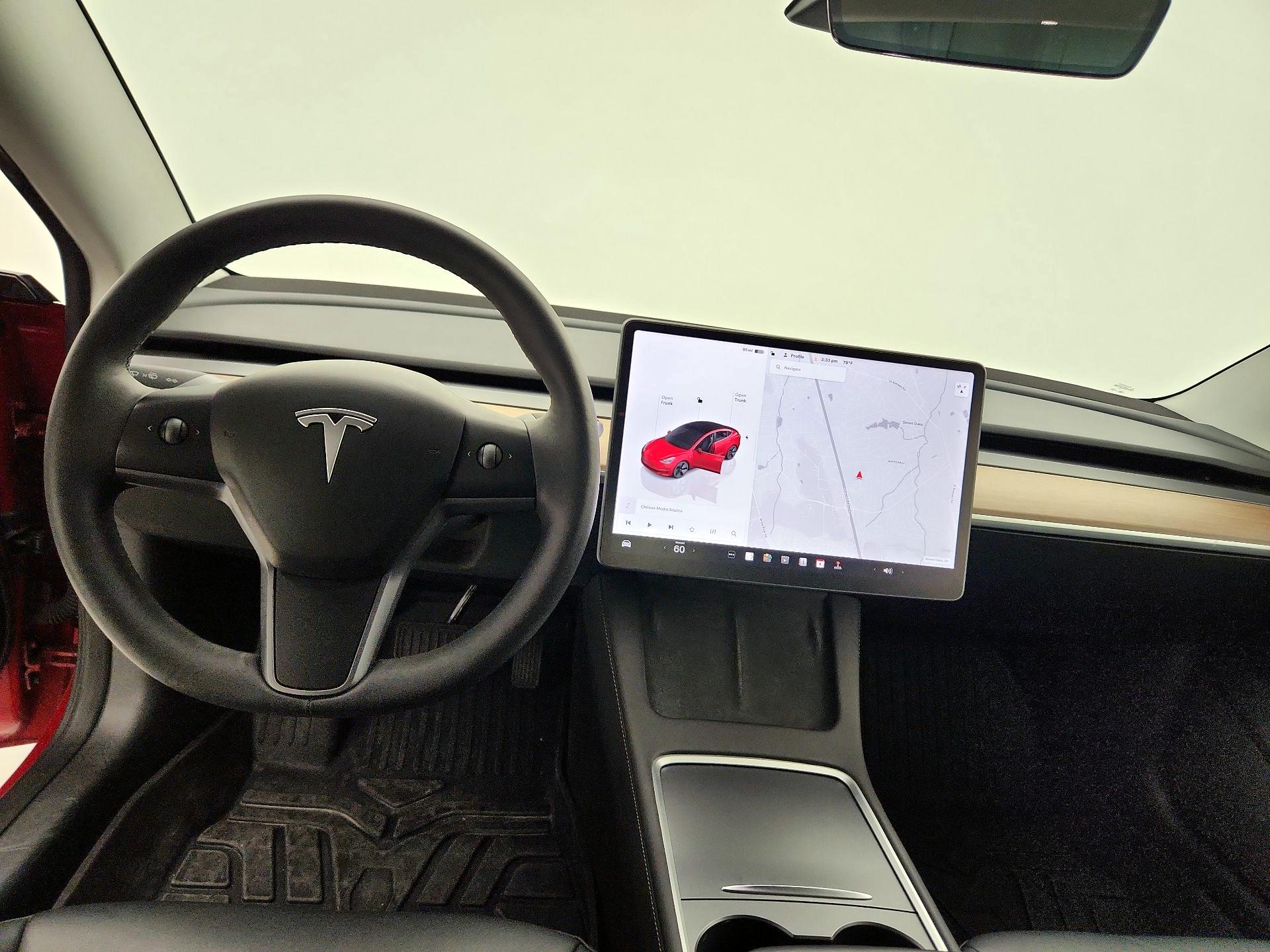Thumbnail: 2023 Tesla Model 3 - 9