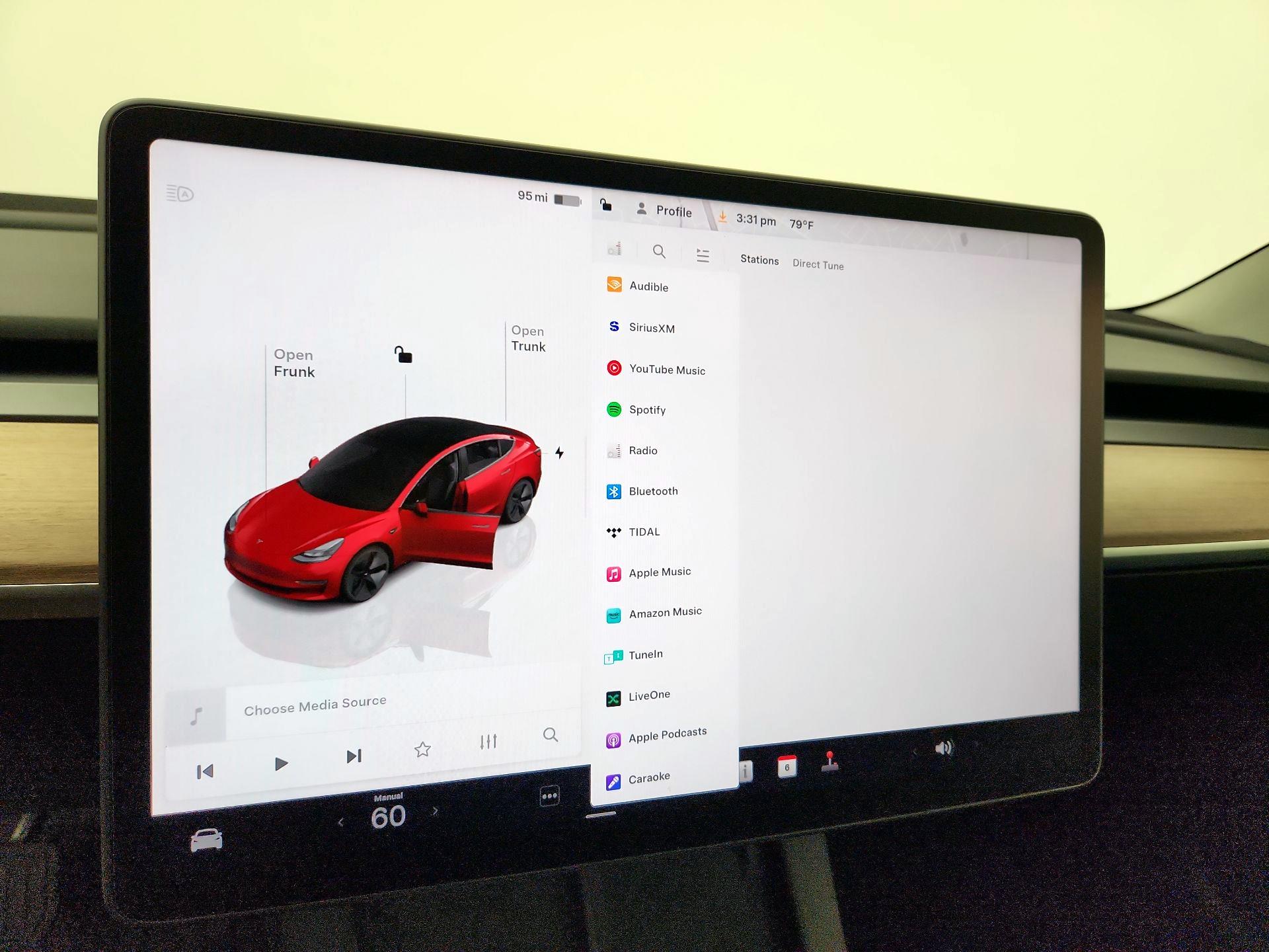 Thumbnail: 2023 Tesla Model 3 - 15
