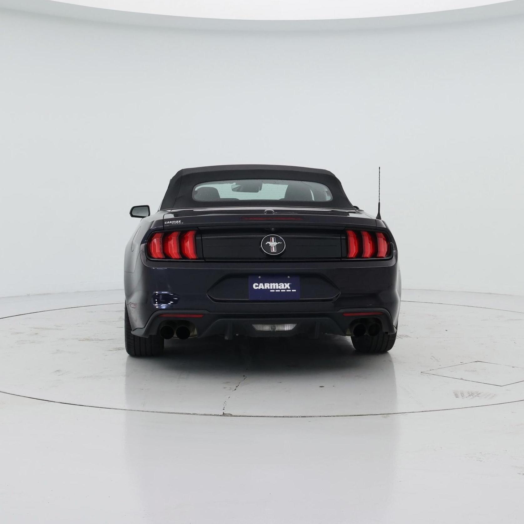 Thumbnail: 2022 Ford Mustang - 6
