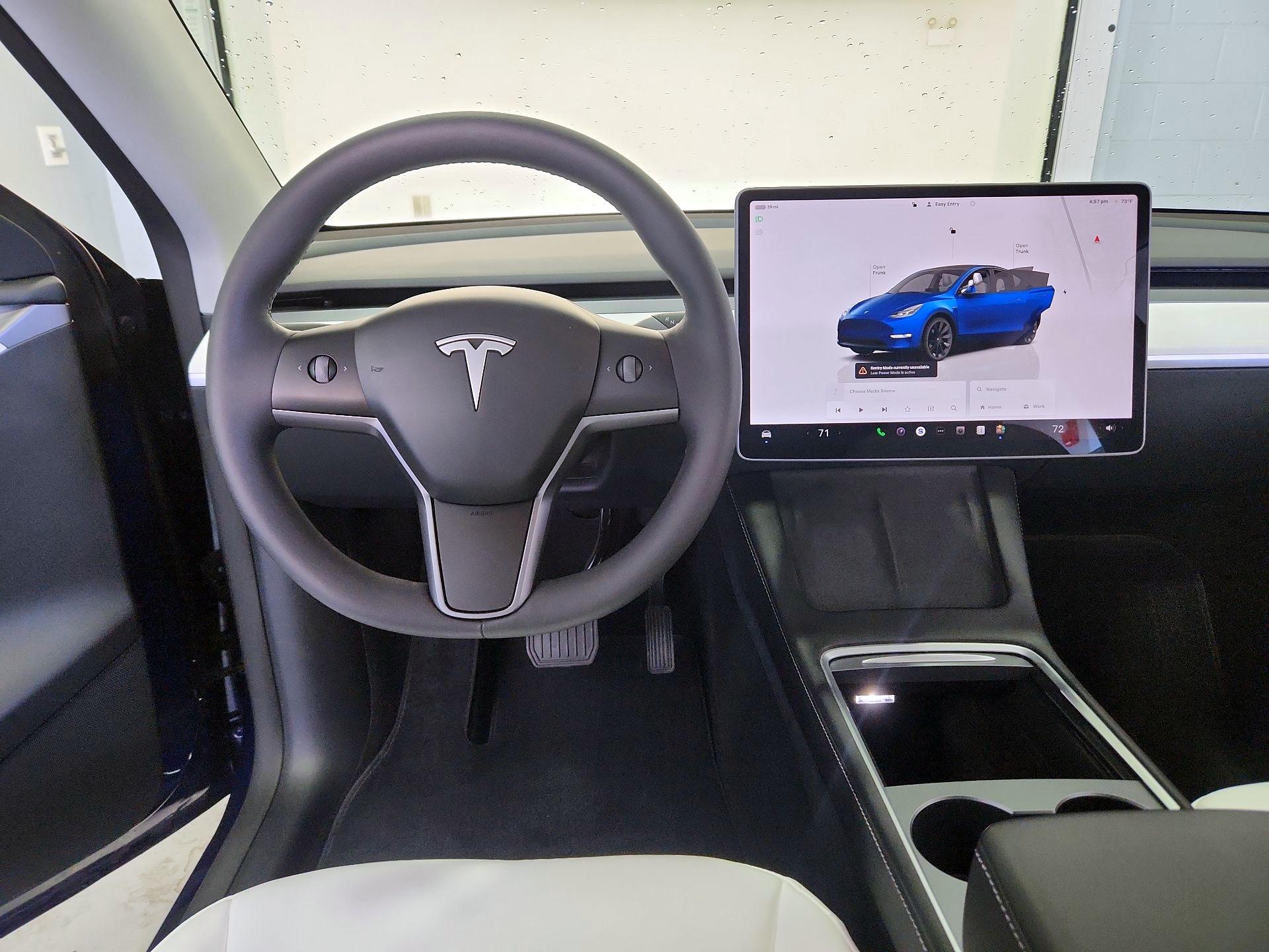 Thumbnail: 2024 Tesla Model Y - 9