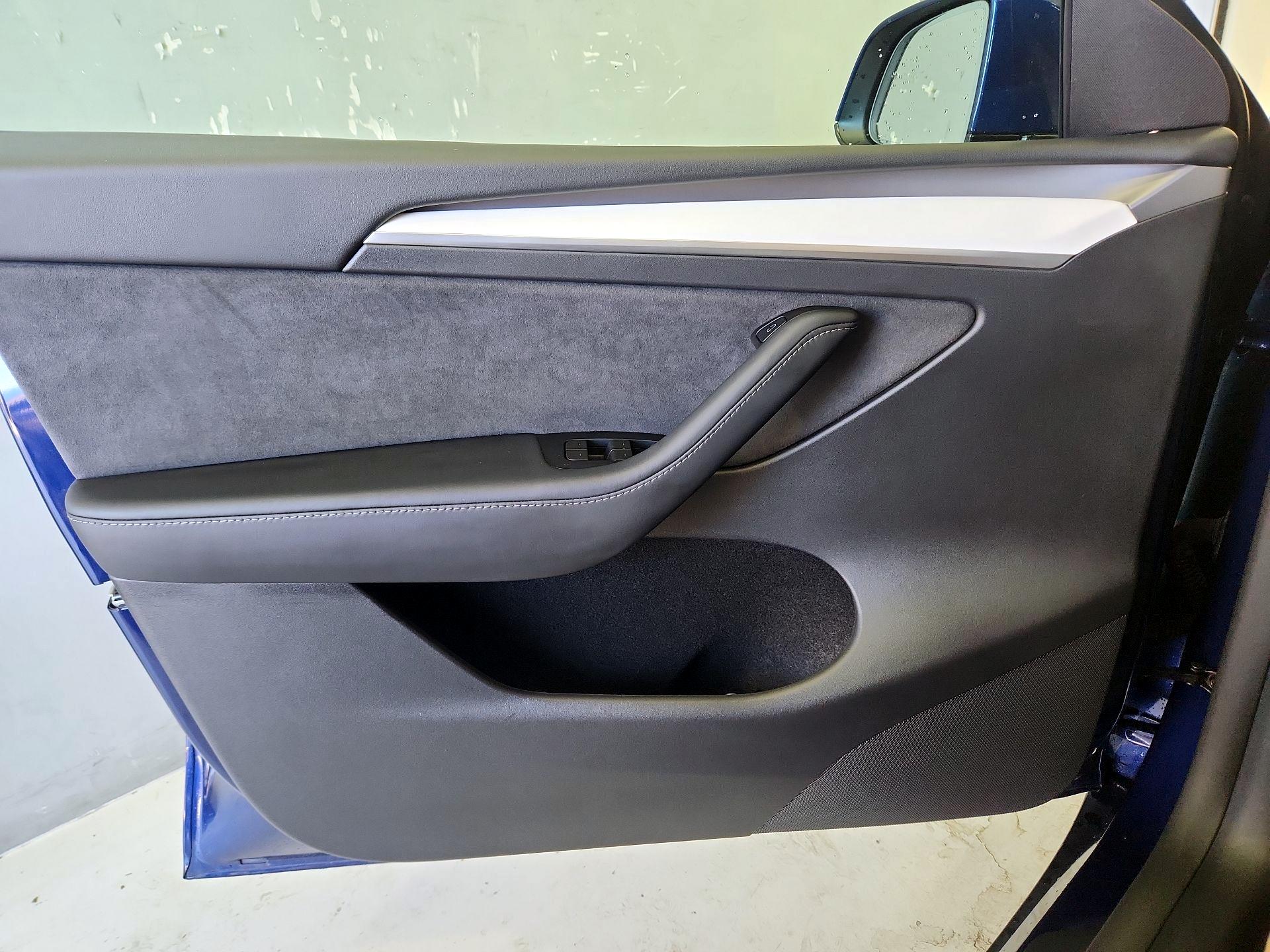 Thumbnail: 2024 Tesla Model Y - 12