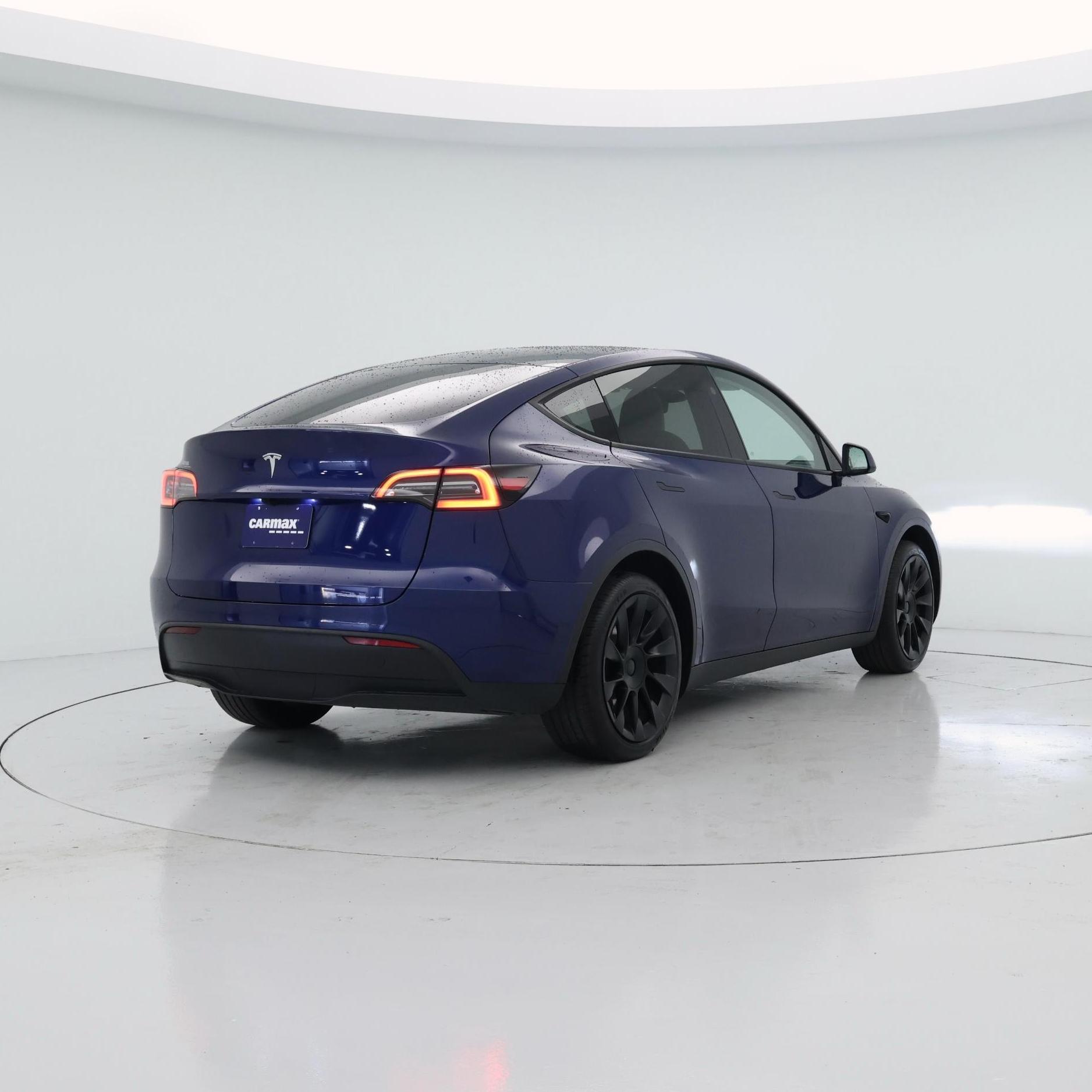 Thumbnail: 2024 Tesla Model Y - 8