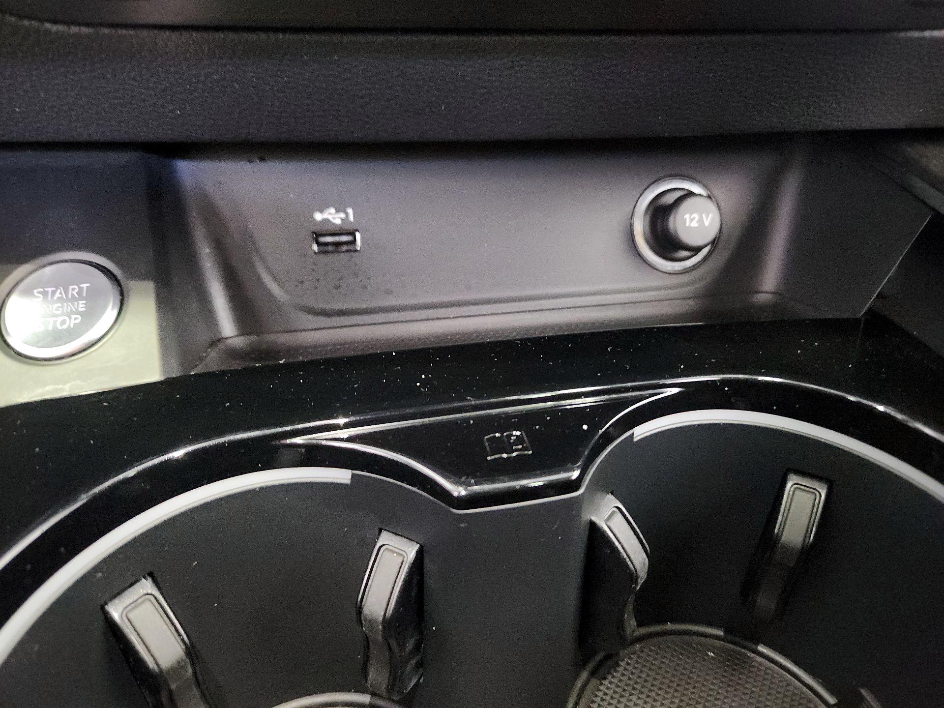 Thumbnail: 2023 Audi A4 - 18