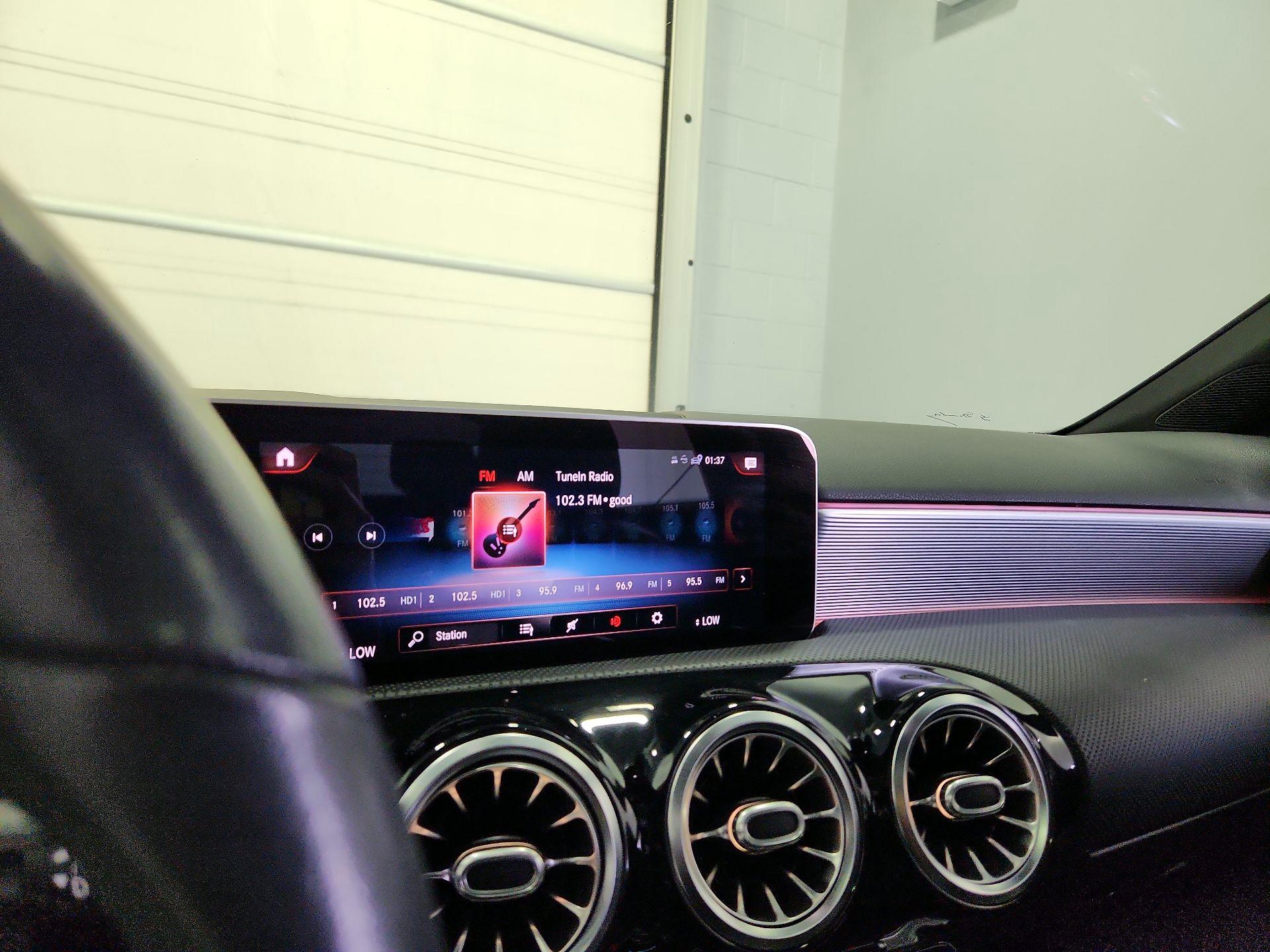 Thumbnail: 2020 Mercedes-Benz A-Class - 15