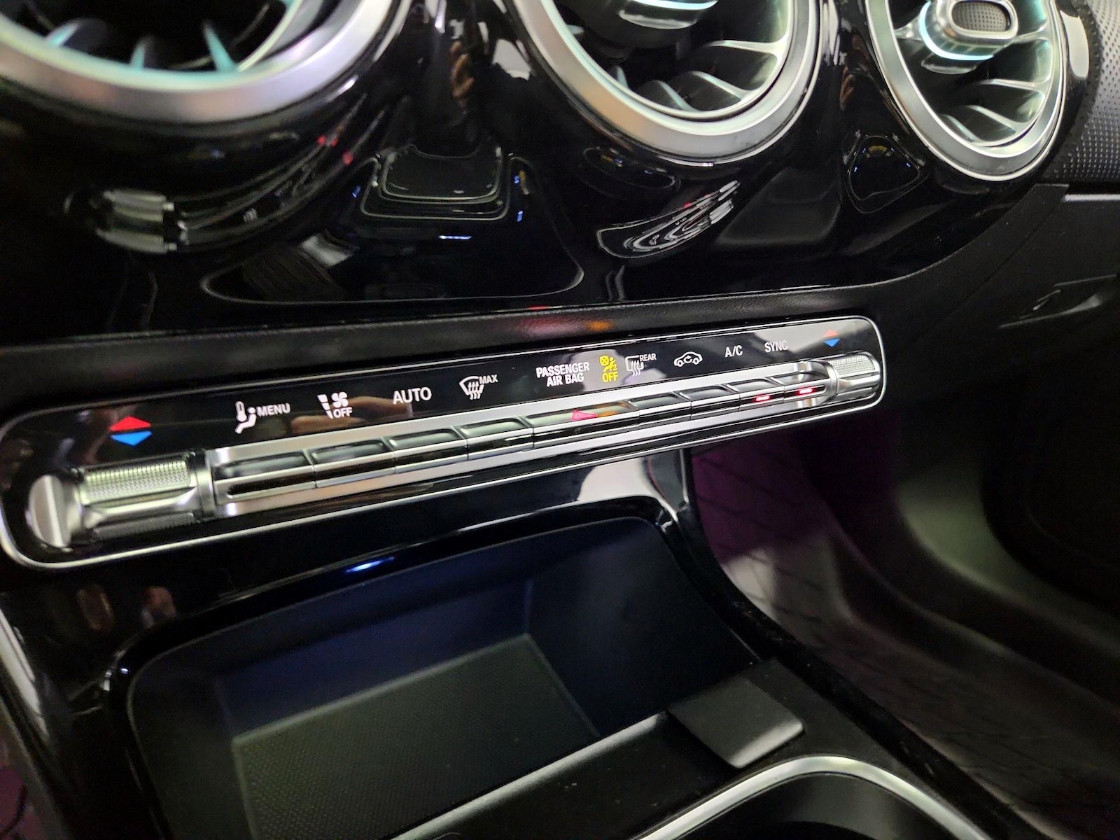 2020 Mercedes-Benz A-Class A220 - Photo 17