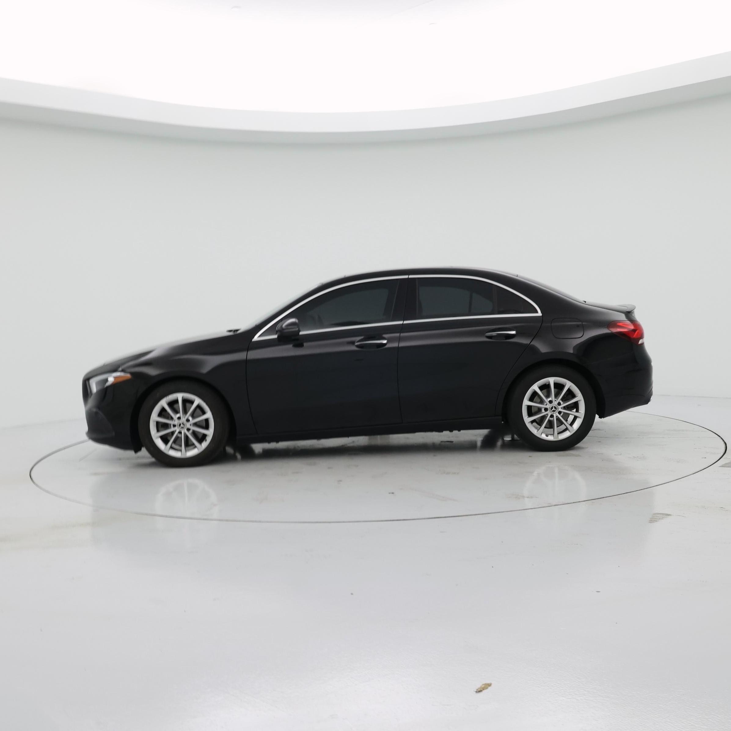Thumbnail: 2020 Mercedes-Benz A-Class - 3