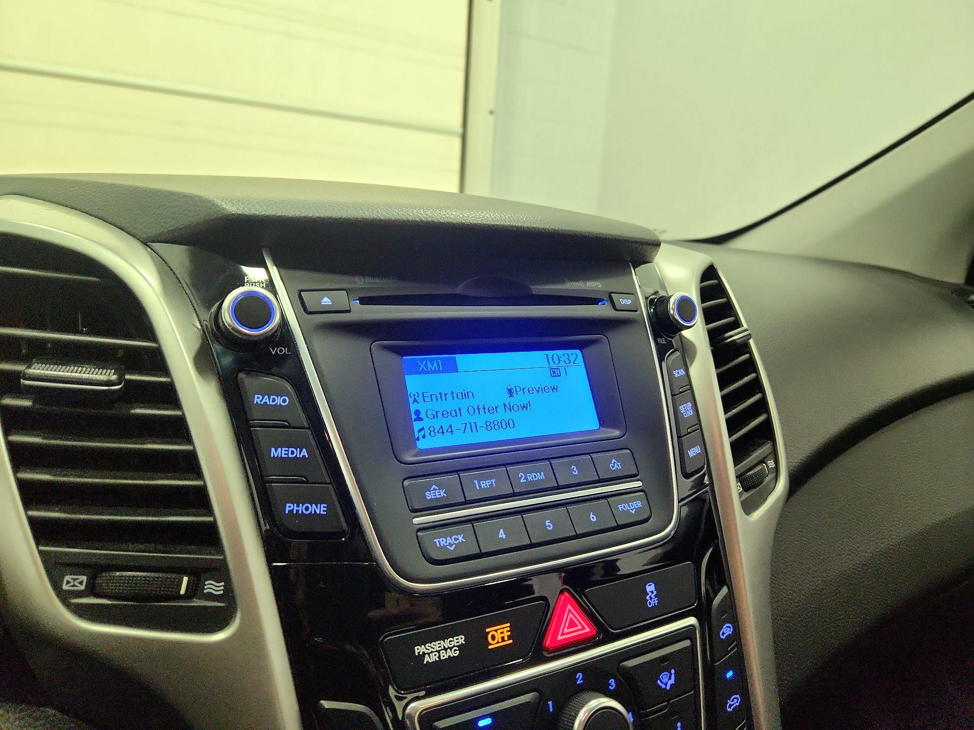 Thumbnail: 2014 Hyundai Elantra - 14
