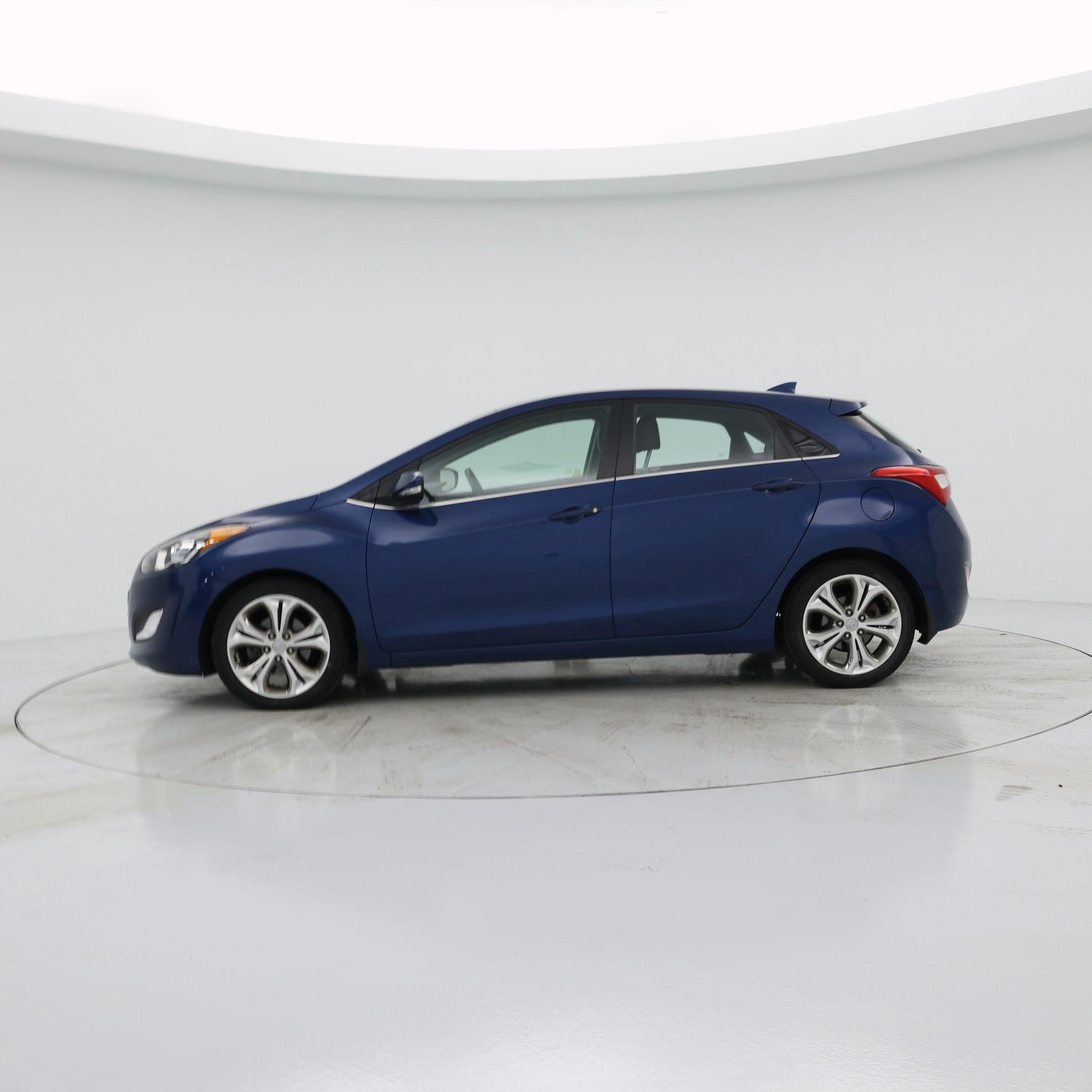 Thumbnail: 2014 Hyundai Elantra - 3