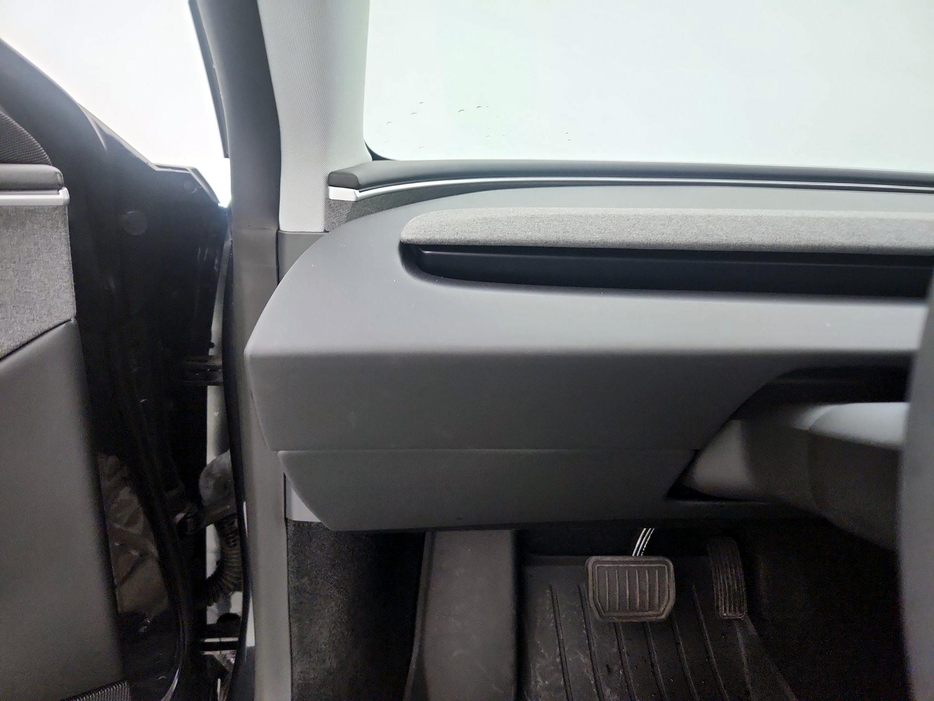 Thumbnail: 2024 Tesla Model 3 - 13