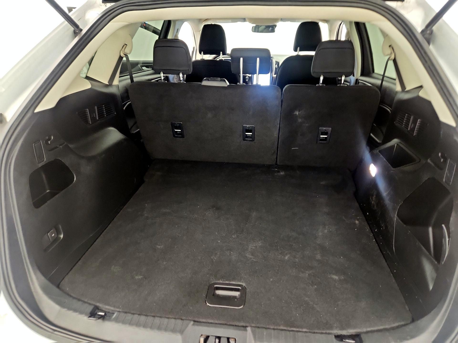 Thumbnail: 2021 Ford Edge - 20