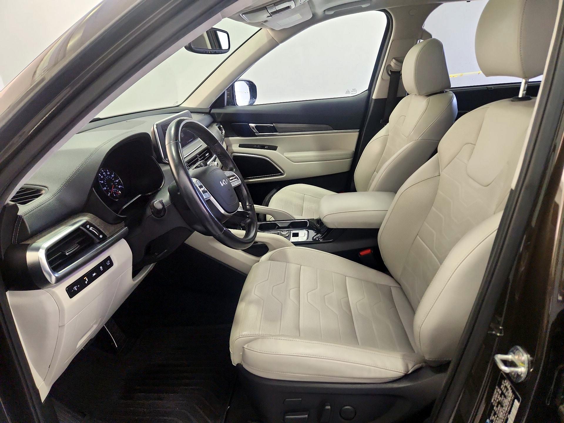 Thumbnail: 2022 Kia Telluride - 11