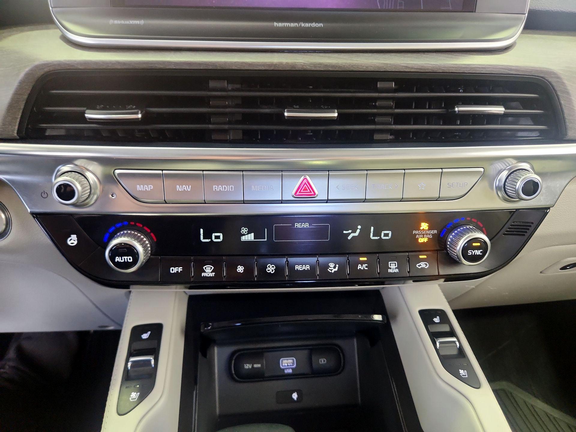 Thumbnail: 2022 Kia Telluride - 16