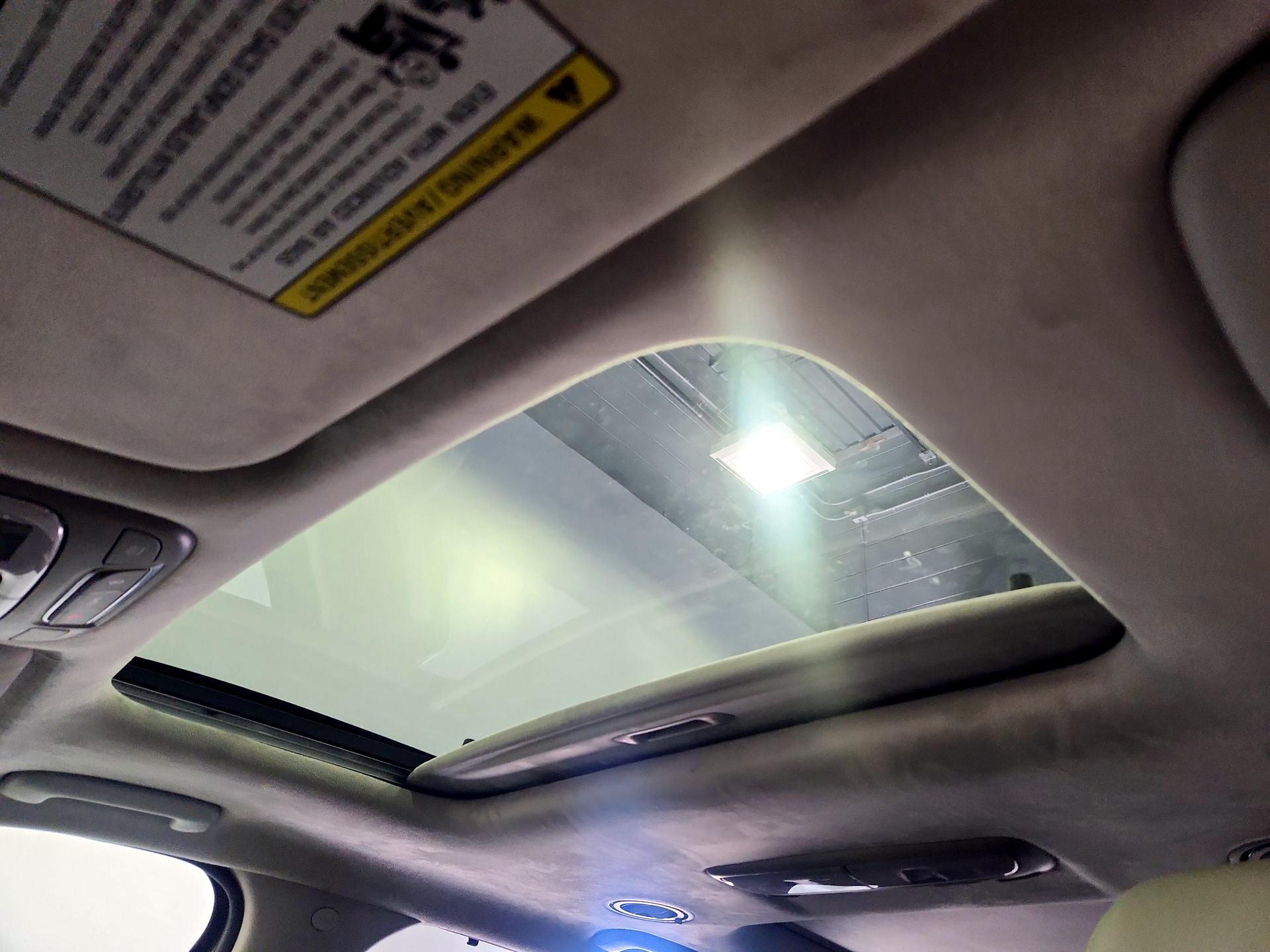 Thumbnail: 2022 Kia Telluride - 19