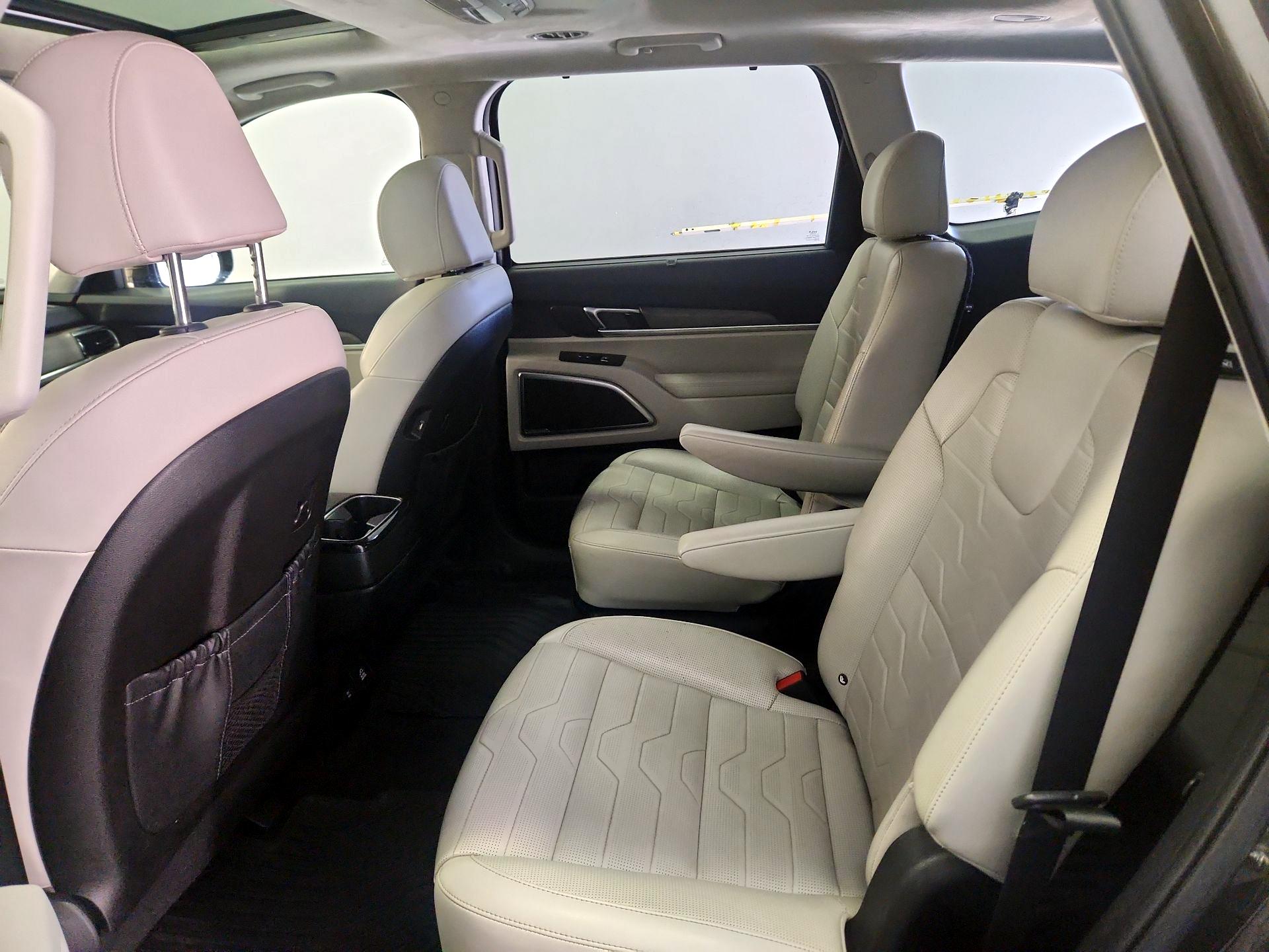 Thumbnail: 2022 Kia Telluride - 20