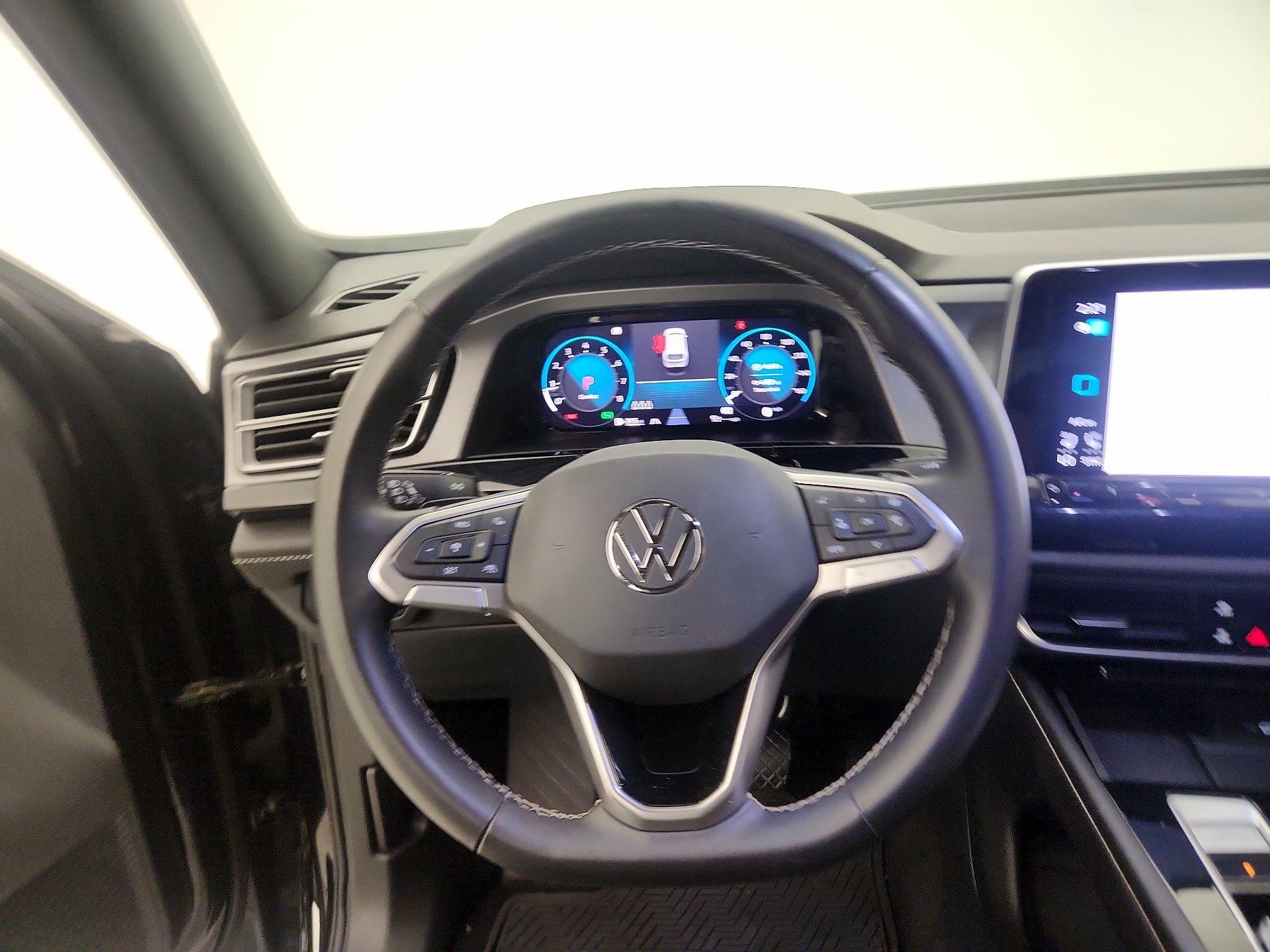 Thumbnail: 2024 Volkswagen Atlas - 10