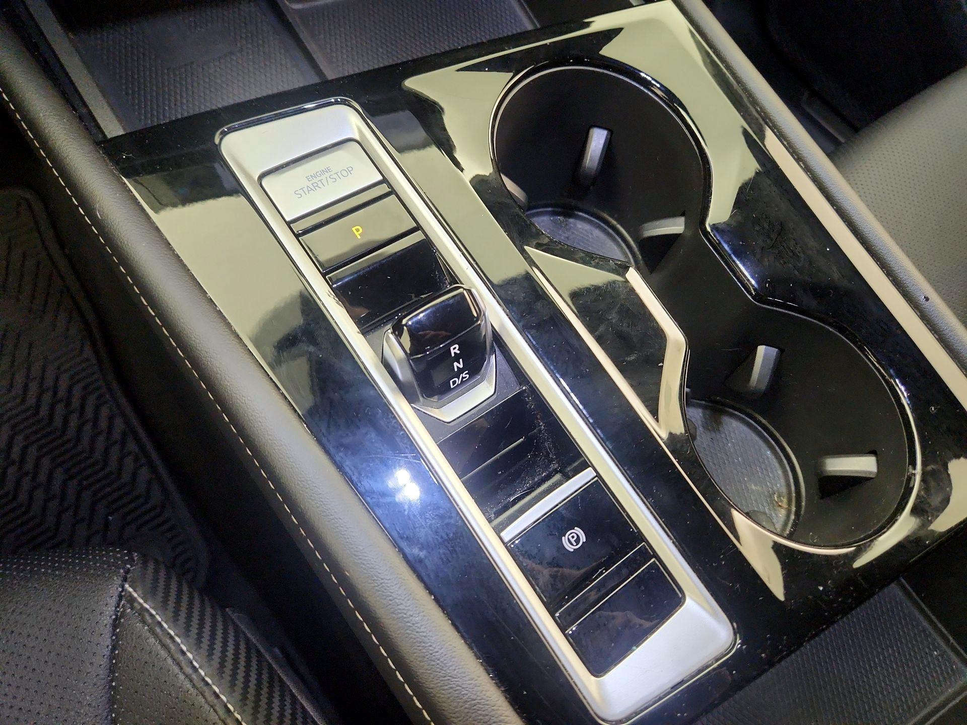 Thumbnail: 2024 Volkswagen Atlas - 17