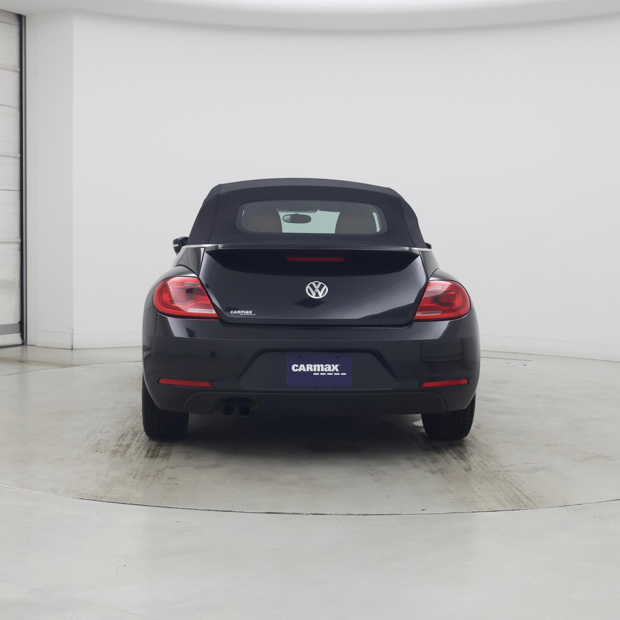 Thumbnail: 2015 Volkswagen Beetle - 6