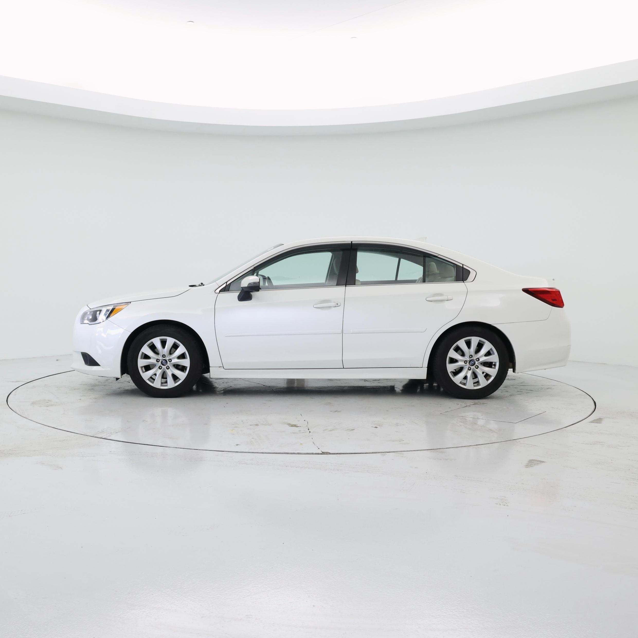 Thumbnail: 2016 Subaru Legacy - 3