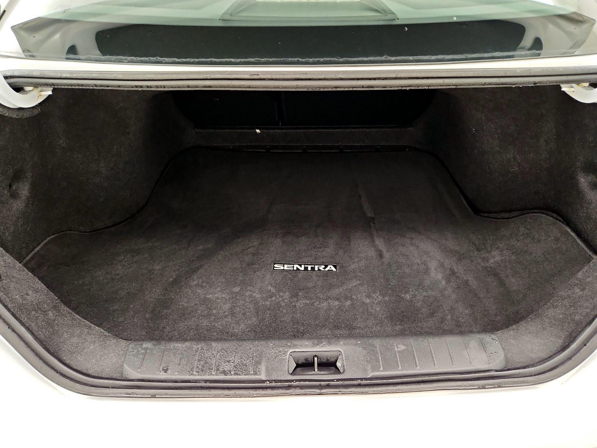 Thumbnail: 2023 Nissan Sentra - 20