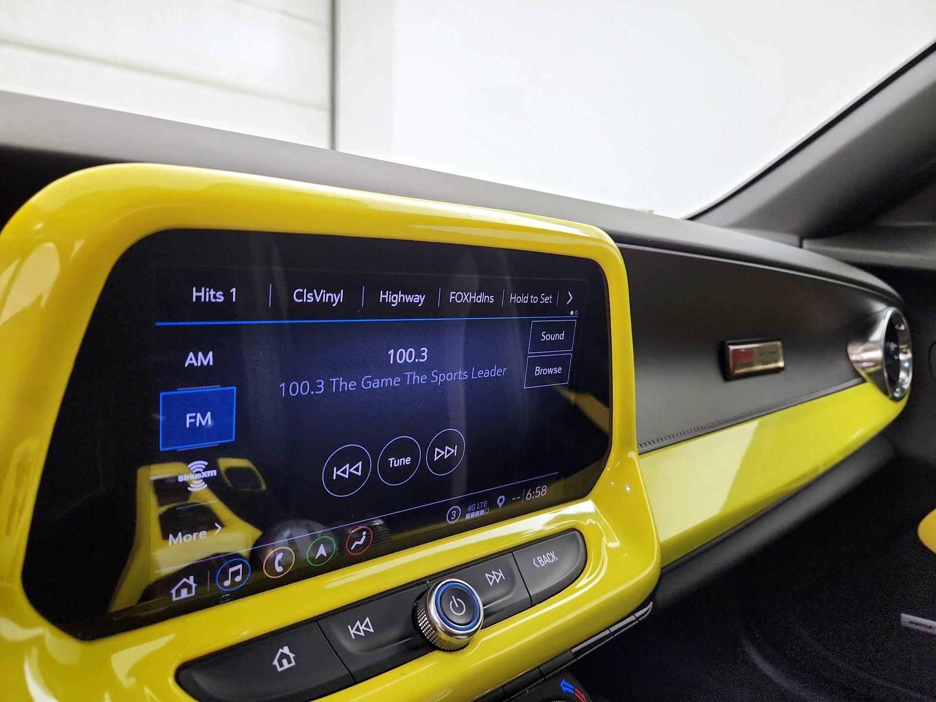 Thumbnail: 2020 Chevrolet Camaro - 16