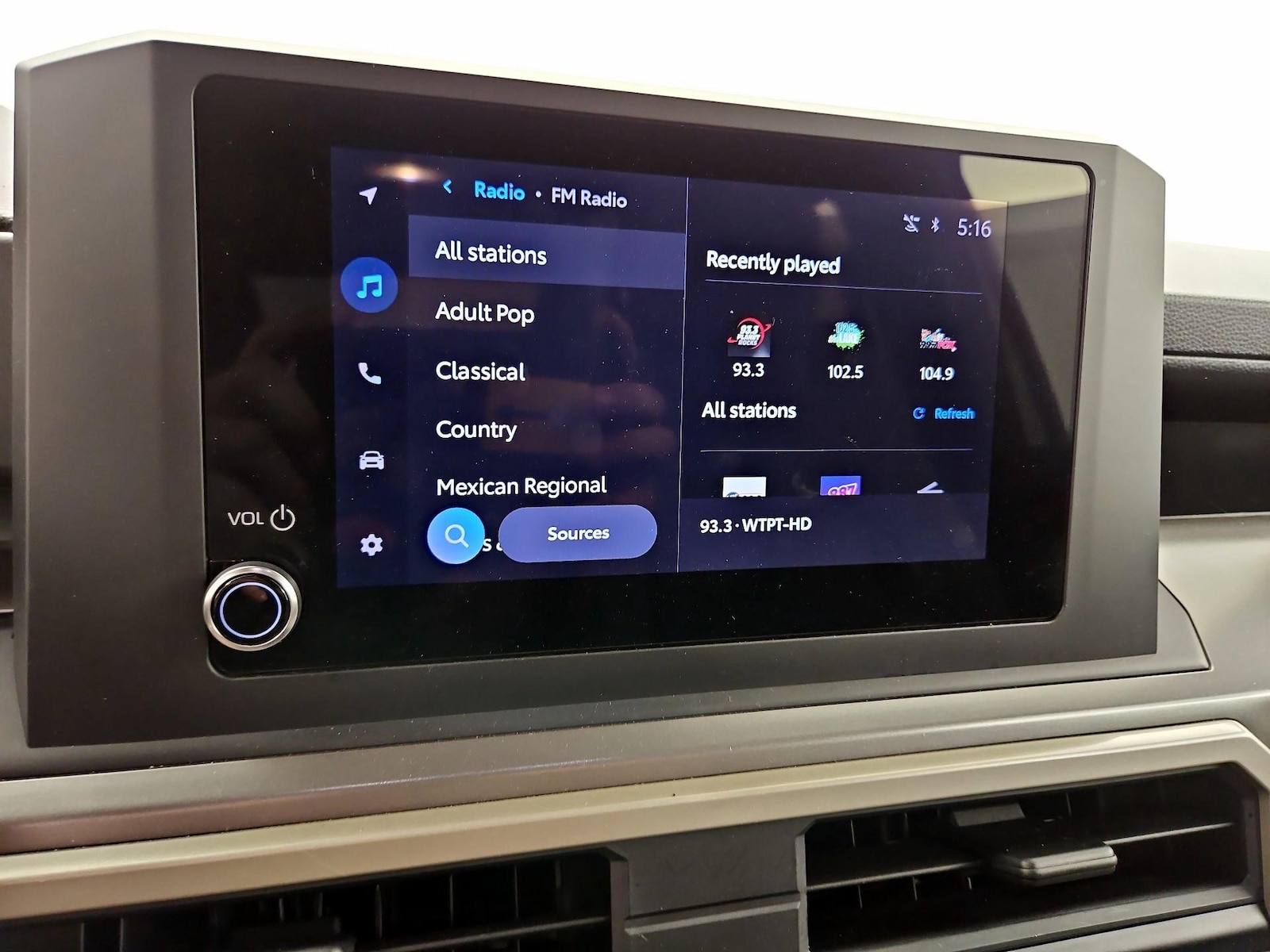 2024 Toyota Tacoma SR5 - Photo 16