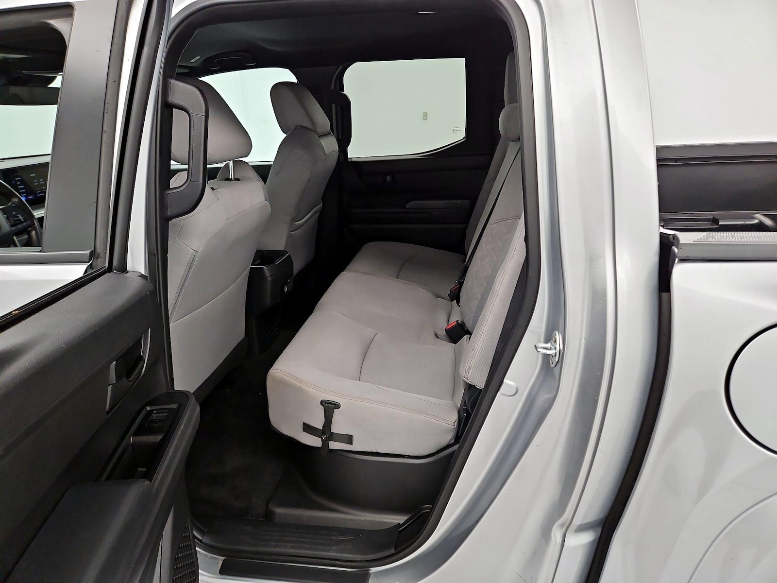 2024 Toyota Tacoma SR5 - Photo 20