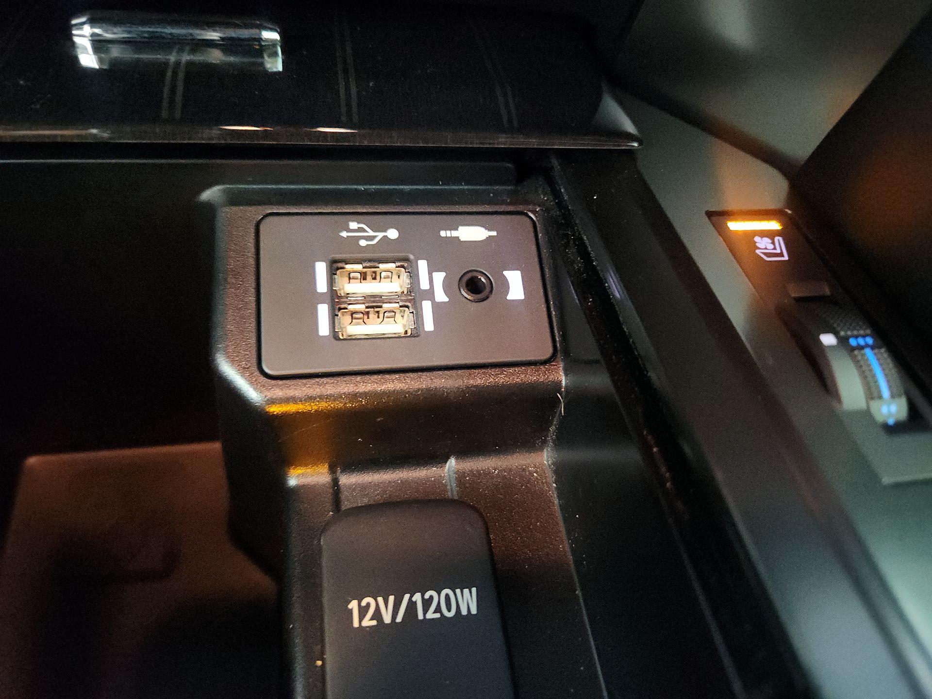 Thumbnail: 2023 Lexus GX - 18