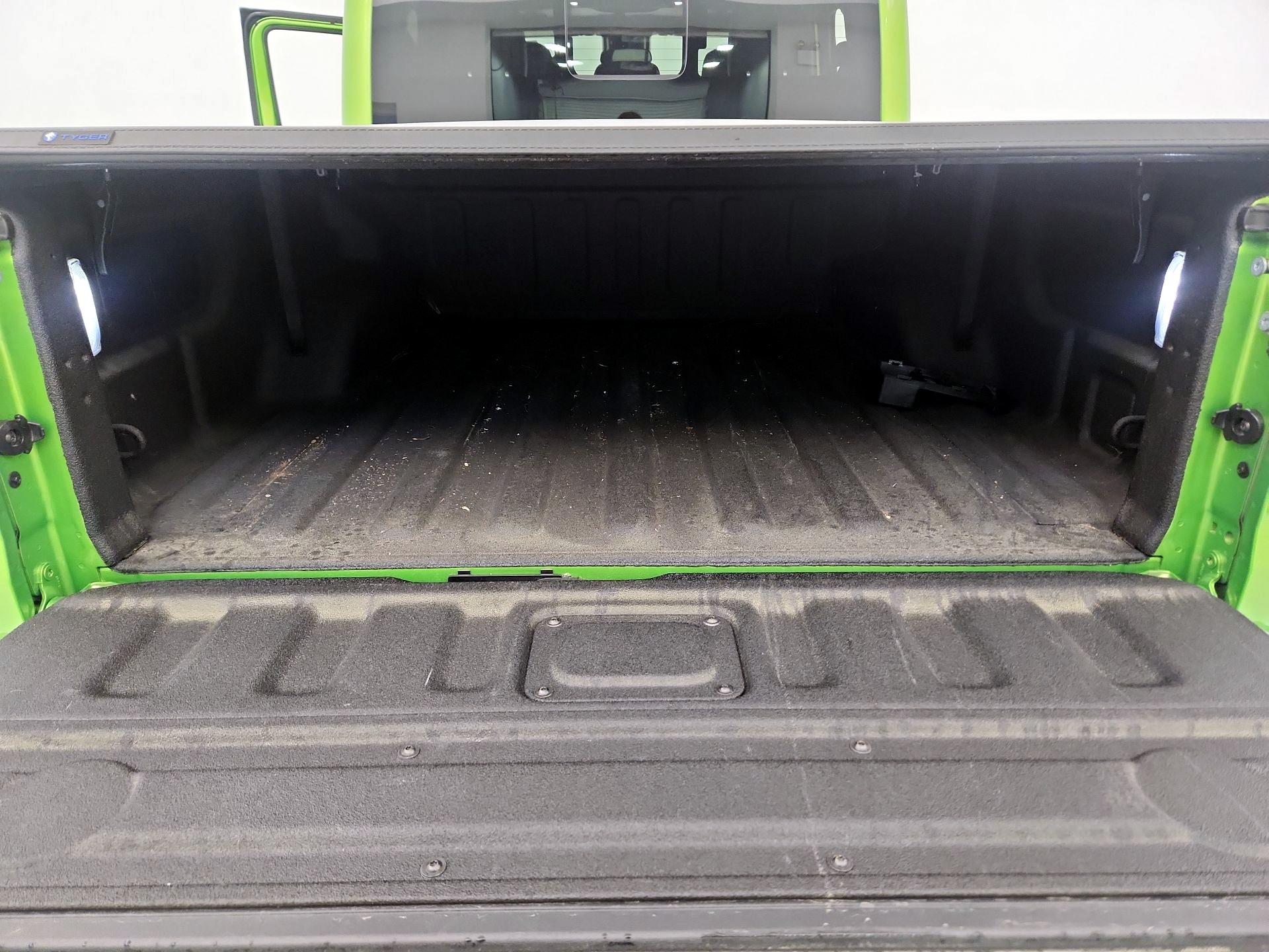 Thumbnail: 2025 Jeep Gladiator - 20