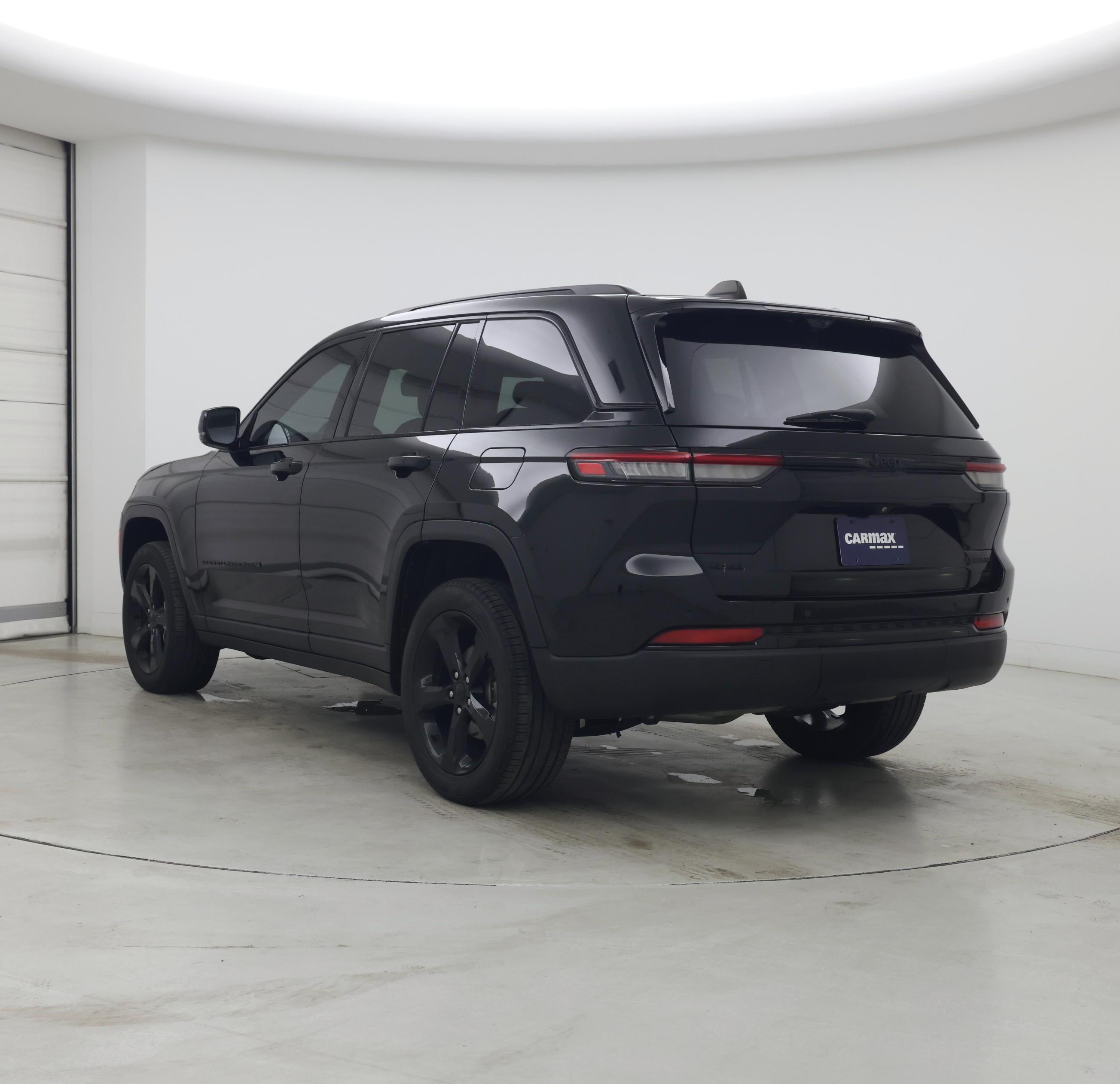 Thumbnail: 2023 Jeep Grand Cherokee - 2