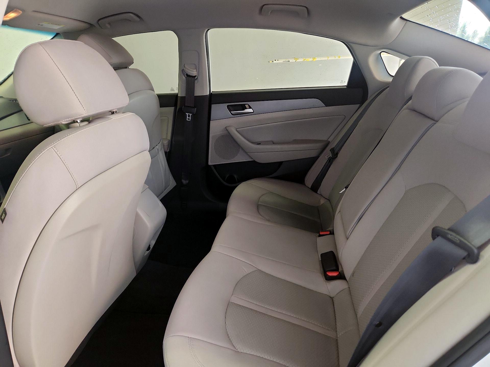 Thumbnail: 2018 Hyundai Sonata - 19