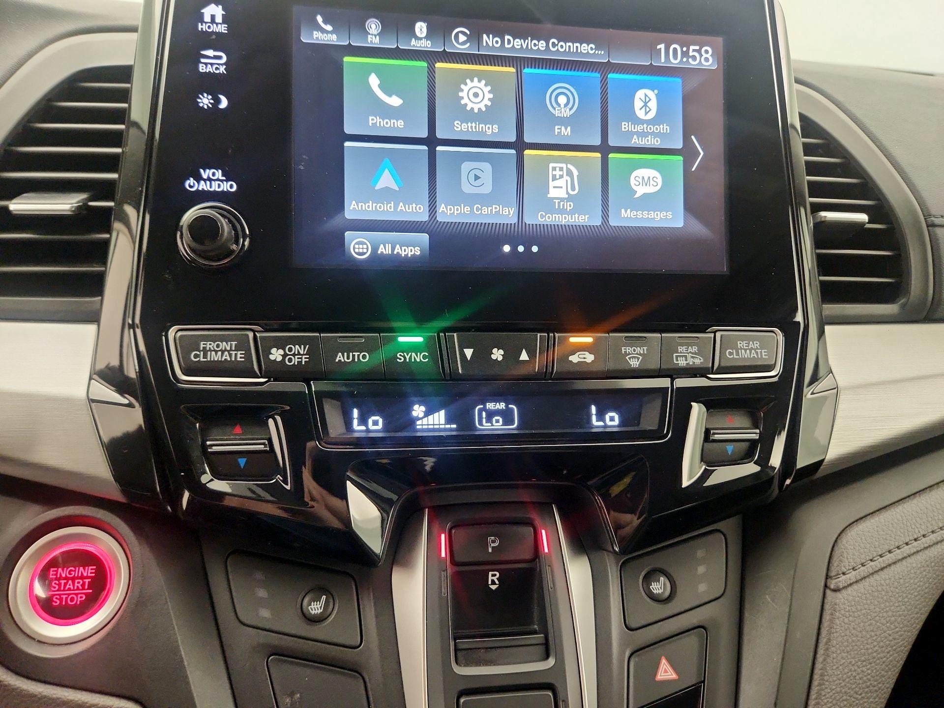 Thumbnail: 2018 Honda Odyssey - 16