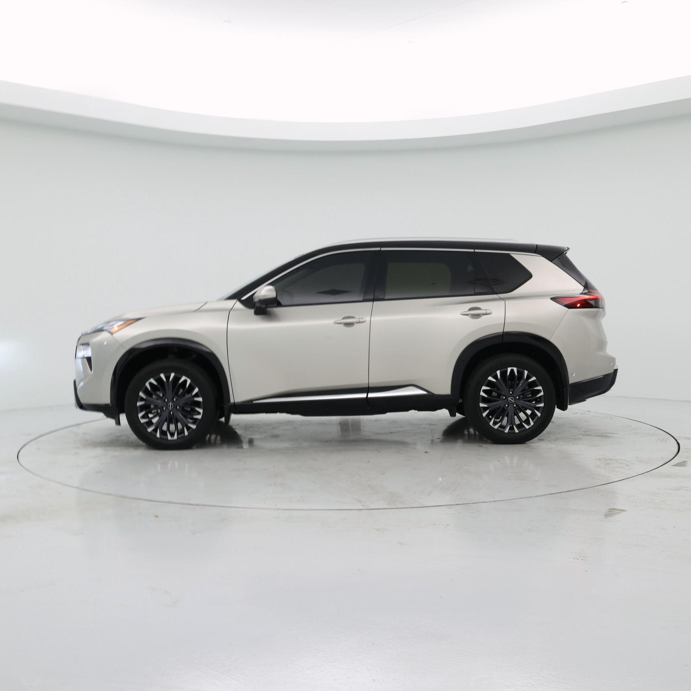 Thumbnail: 2024 Nissan Rogue - 3