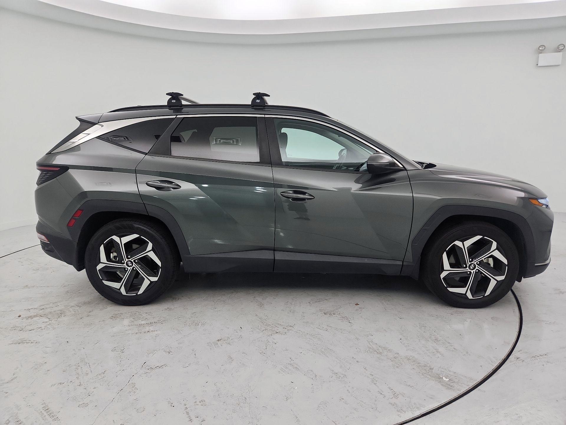 Thumbnail: 2022 Hyundai Tucson - 4