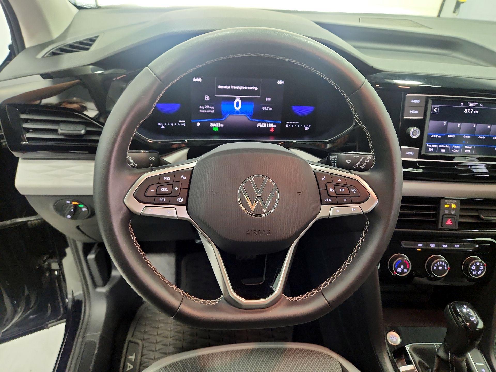 Thumbnail: 2023 Volkswagen Taos - 10