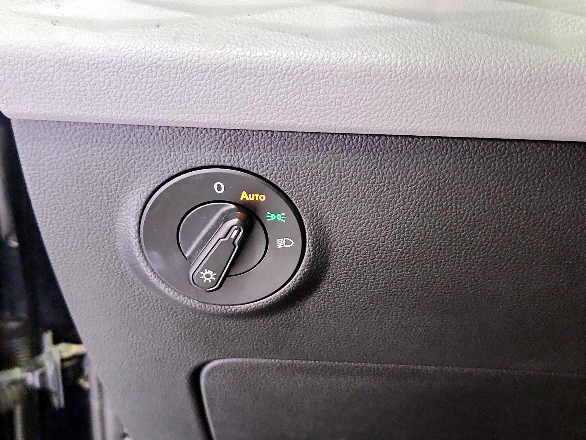 Thumbnail: 2023 Volkswagen Taos - 13