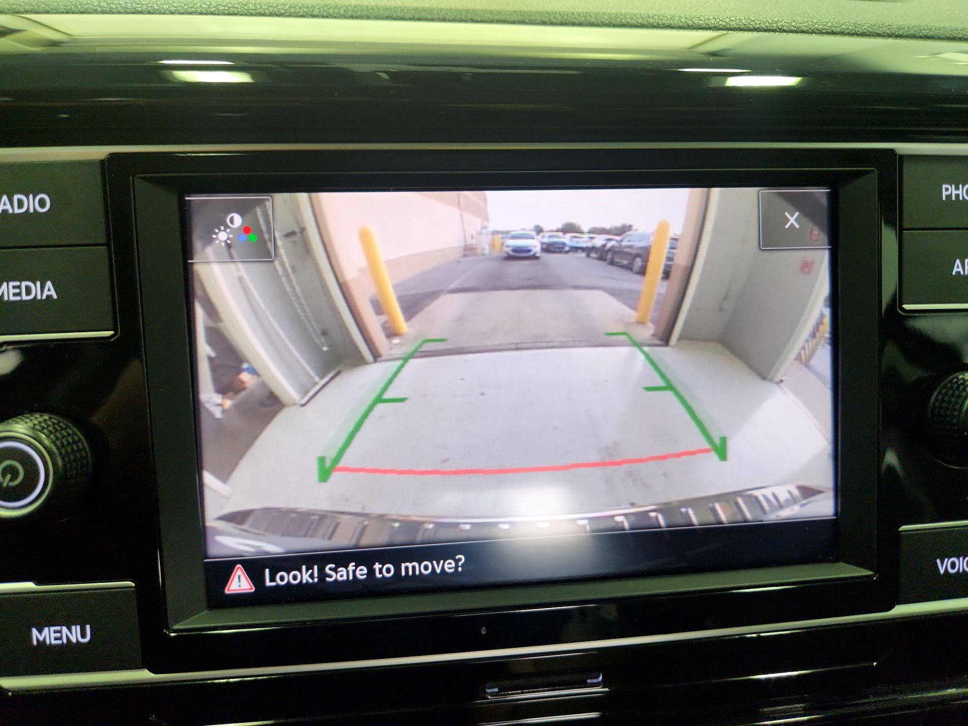 Thumbnail: 2023 Volkswagen Taos - 14