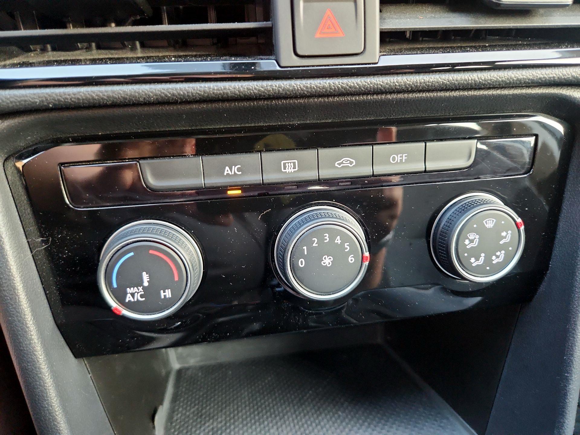 Thumbnail: 2023 Volkswagen Taos - 16