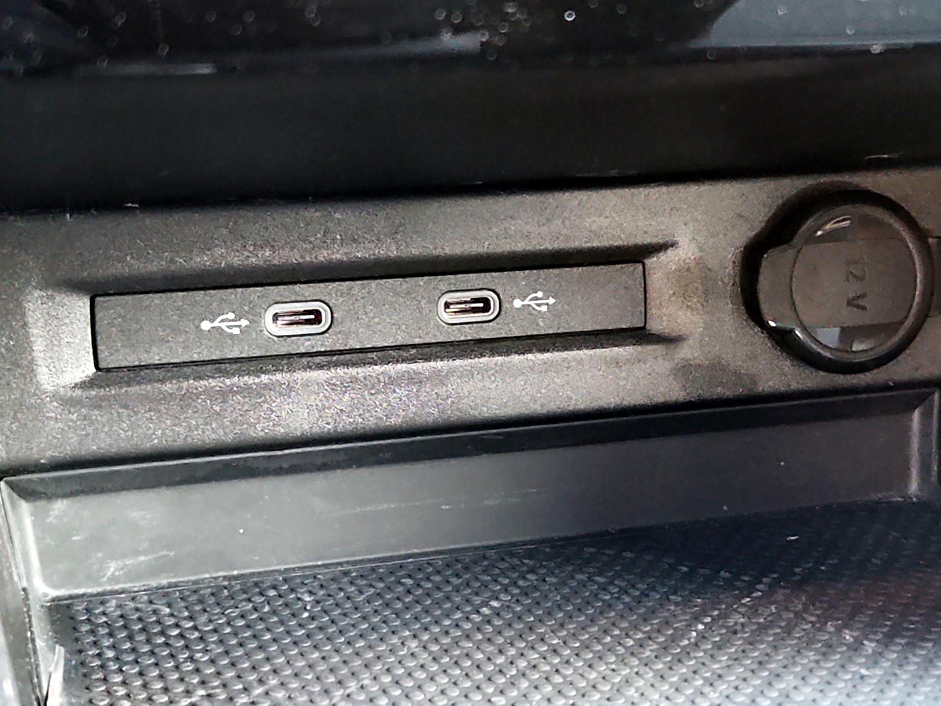 Thumbnail: 2023 Volkswagen Taos - 18