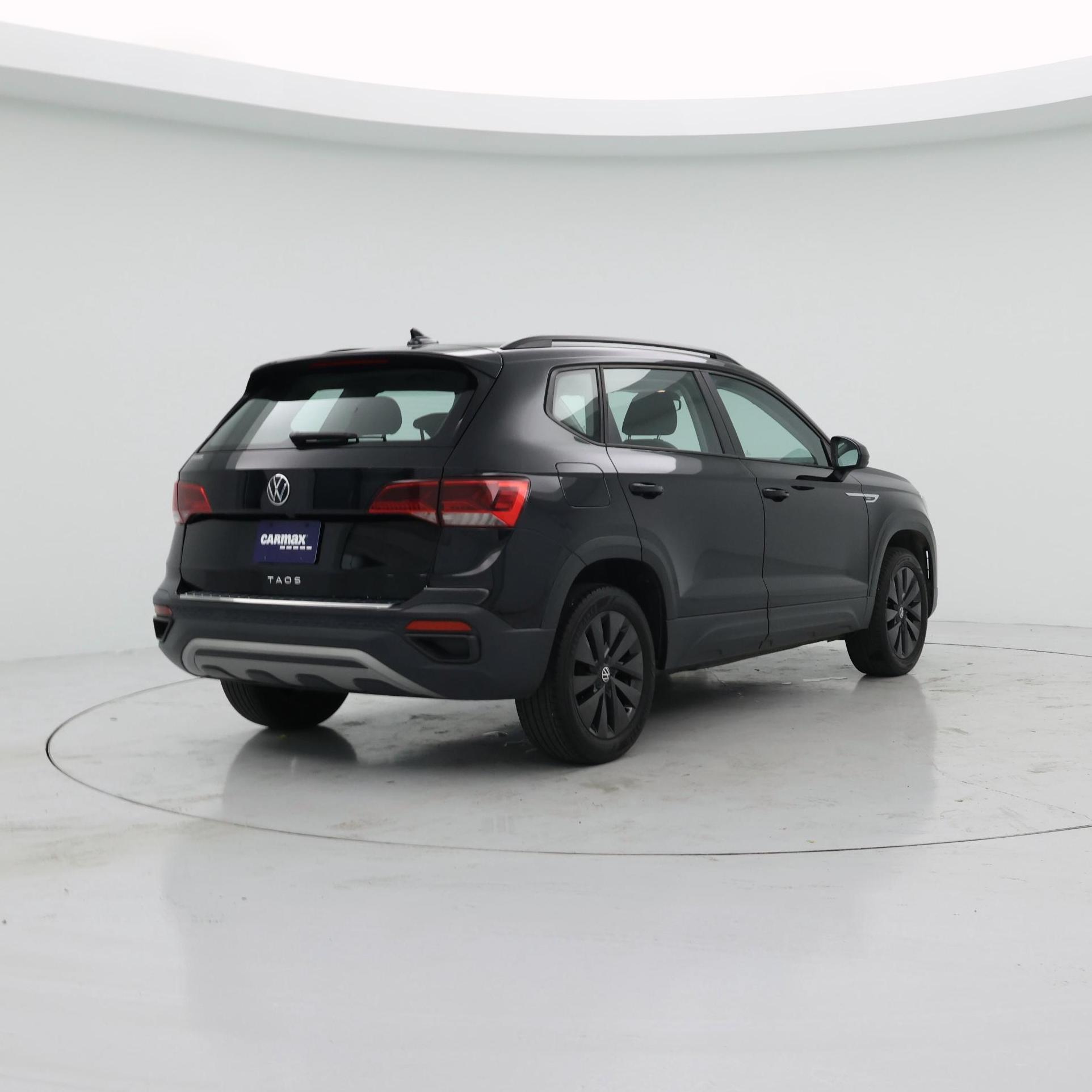 Thumbnail: 2023 Volkswagen Taos - 8